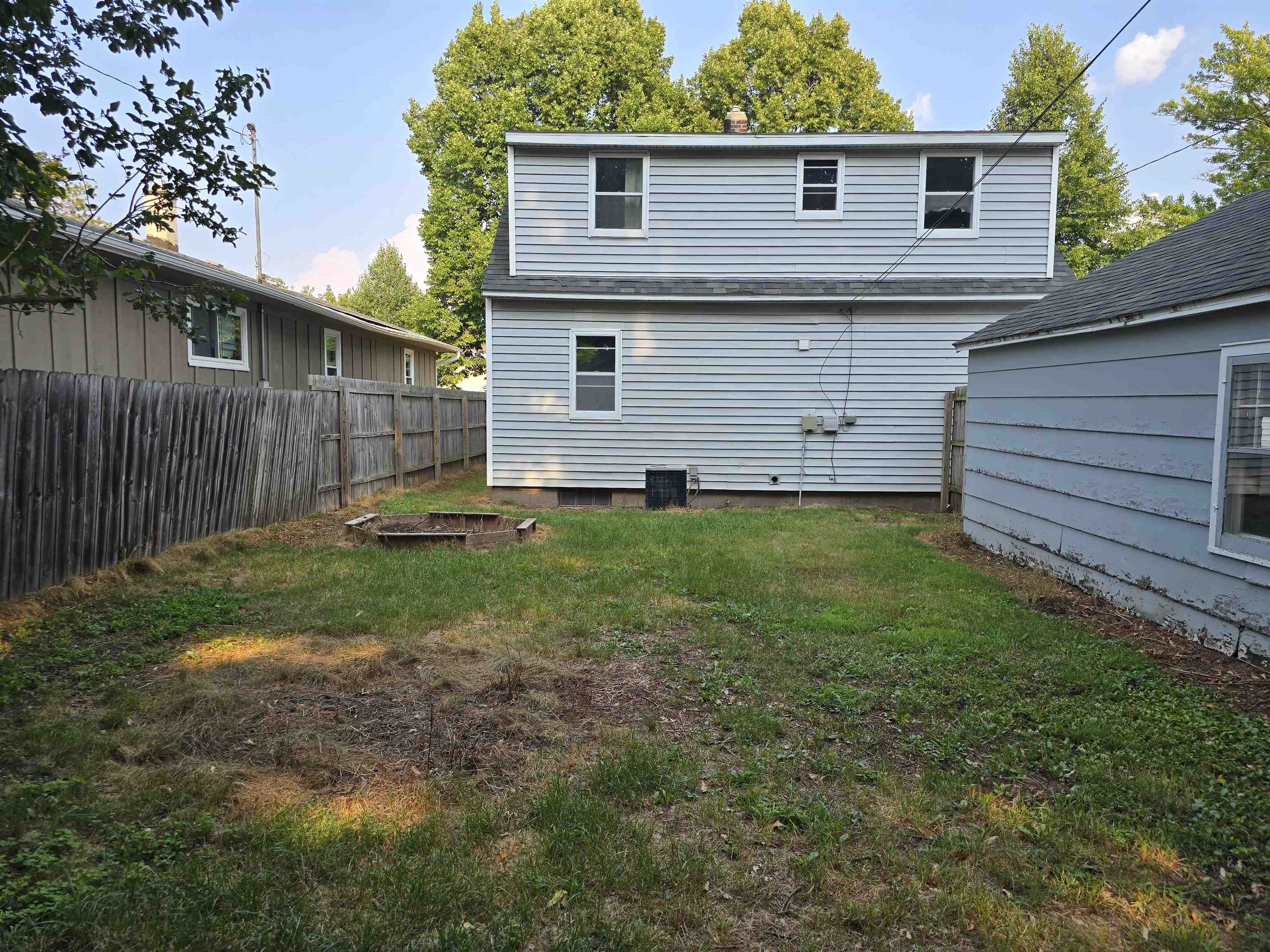 1206 S 8th Avenue Property Photo 5