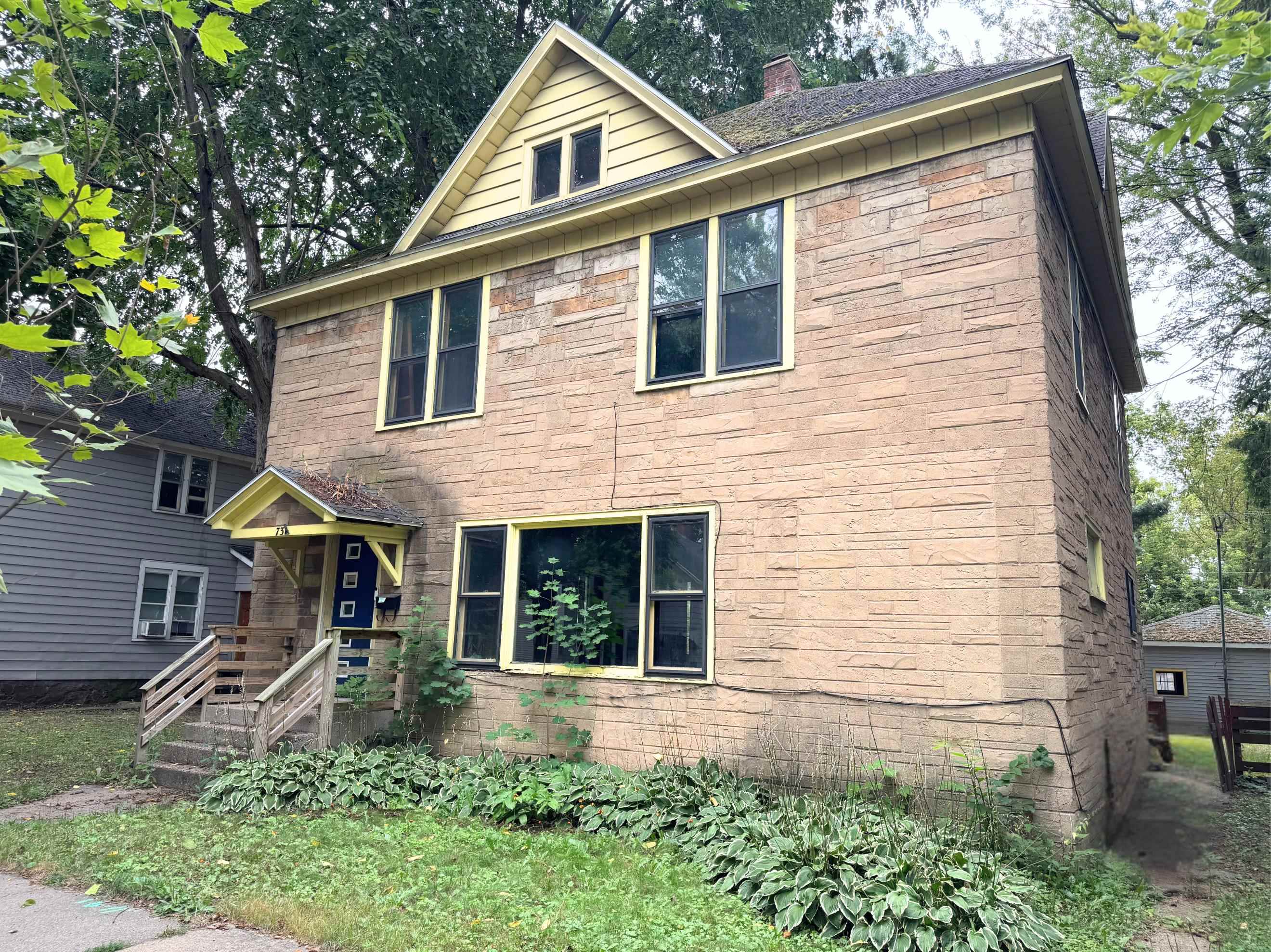 731 Jackson Street Property Photo 1
