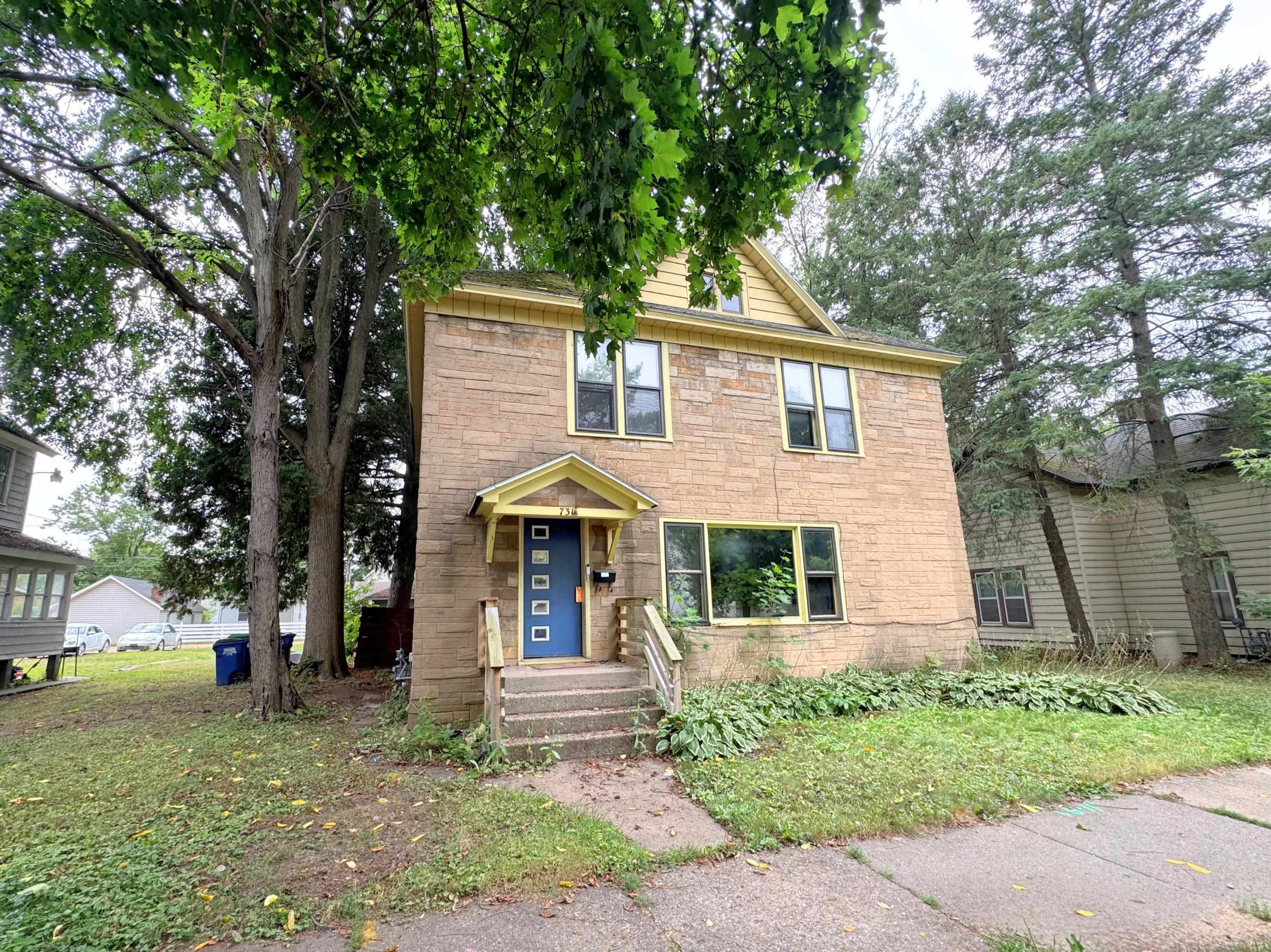 731 Jackson Street Property Photo 2