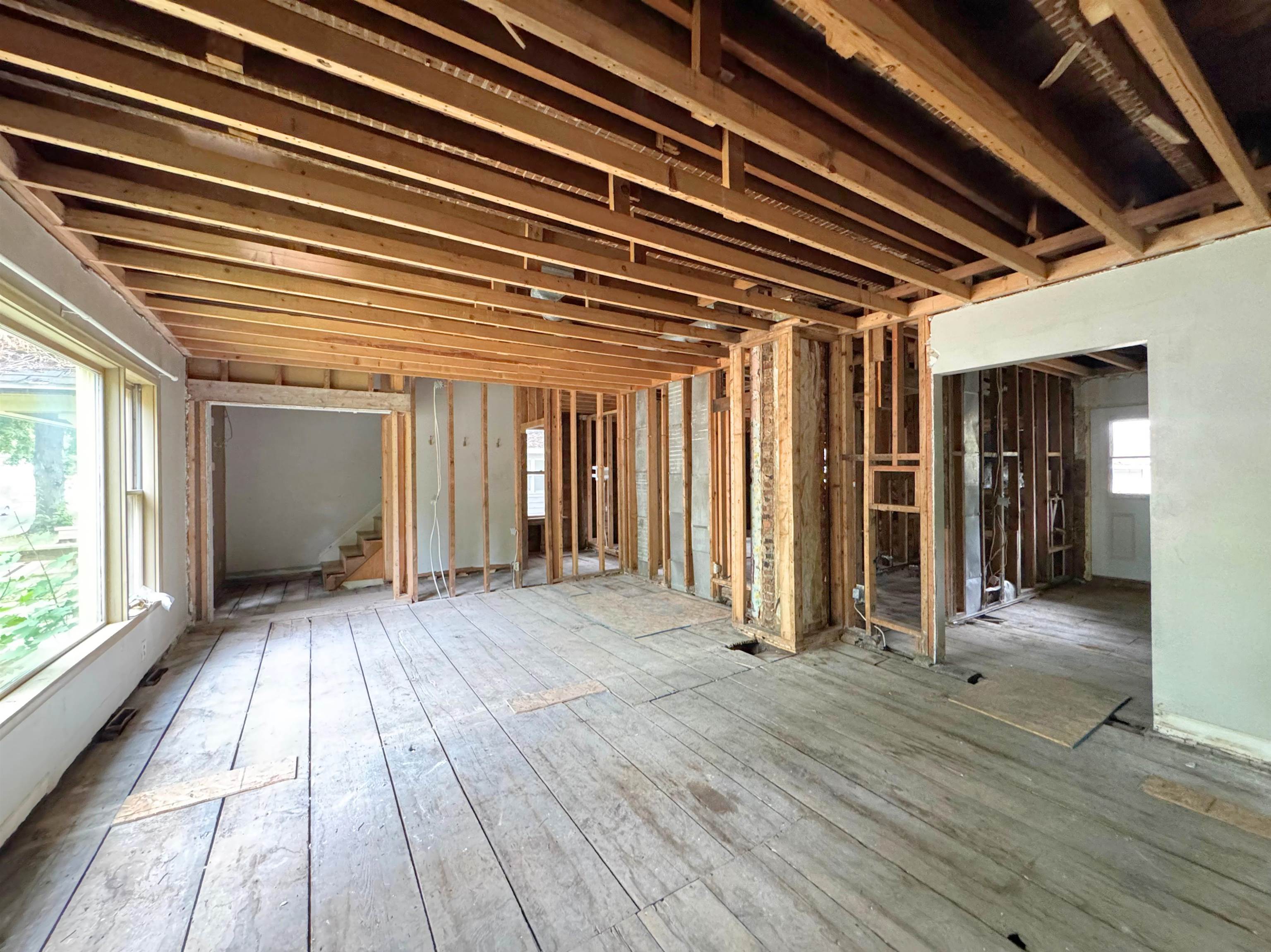 731 Jackson Street Property Photo 7