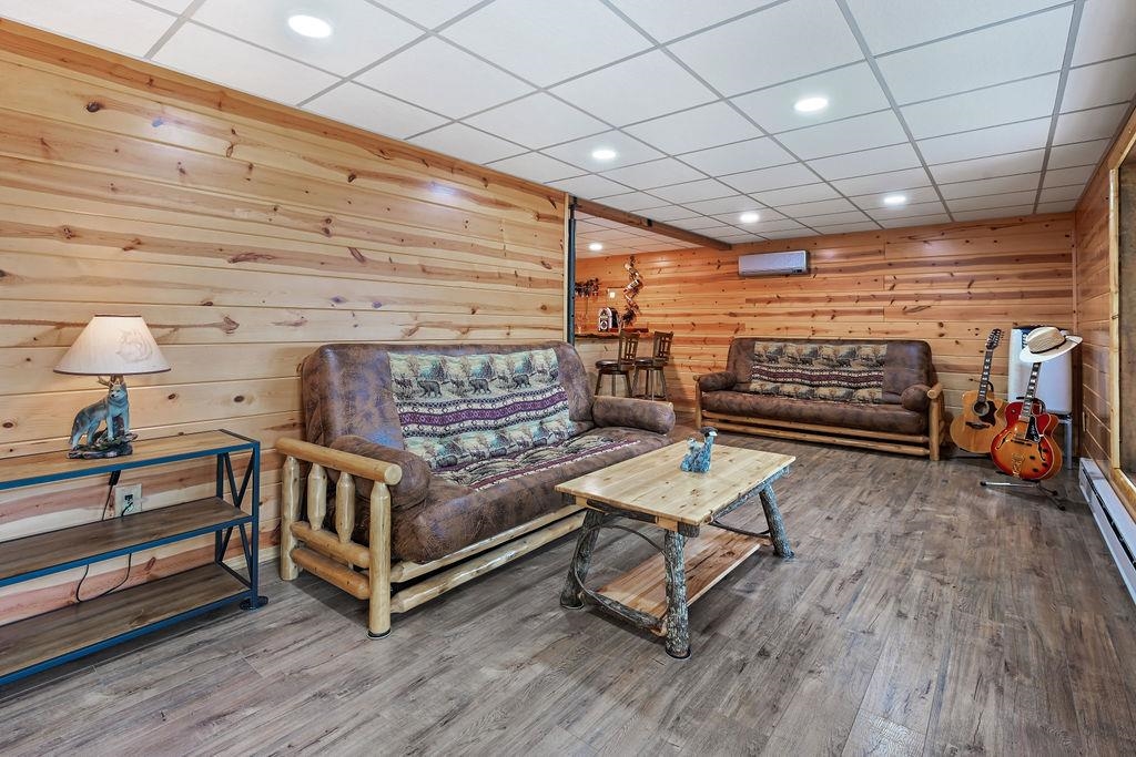 10041 Pine Tree Trail Property Photo 40
