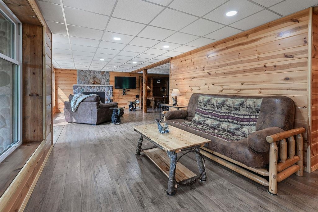 10041 Pine Tree Trail Property Photo 44