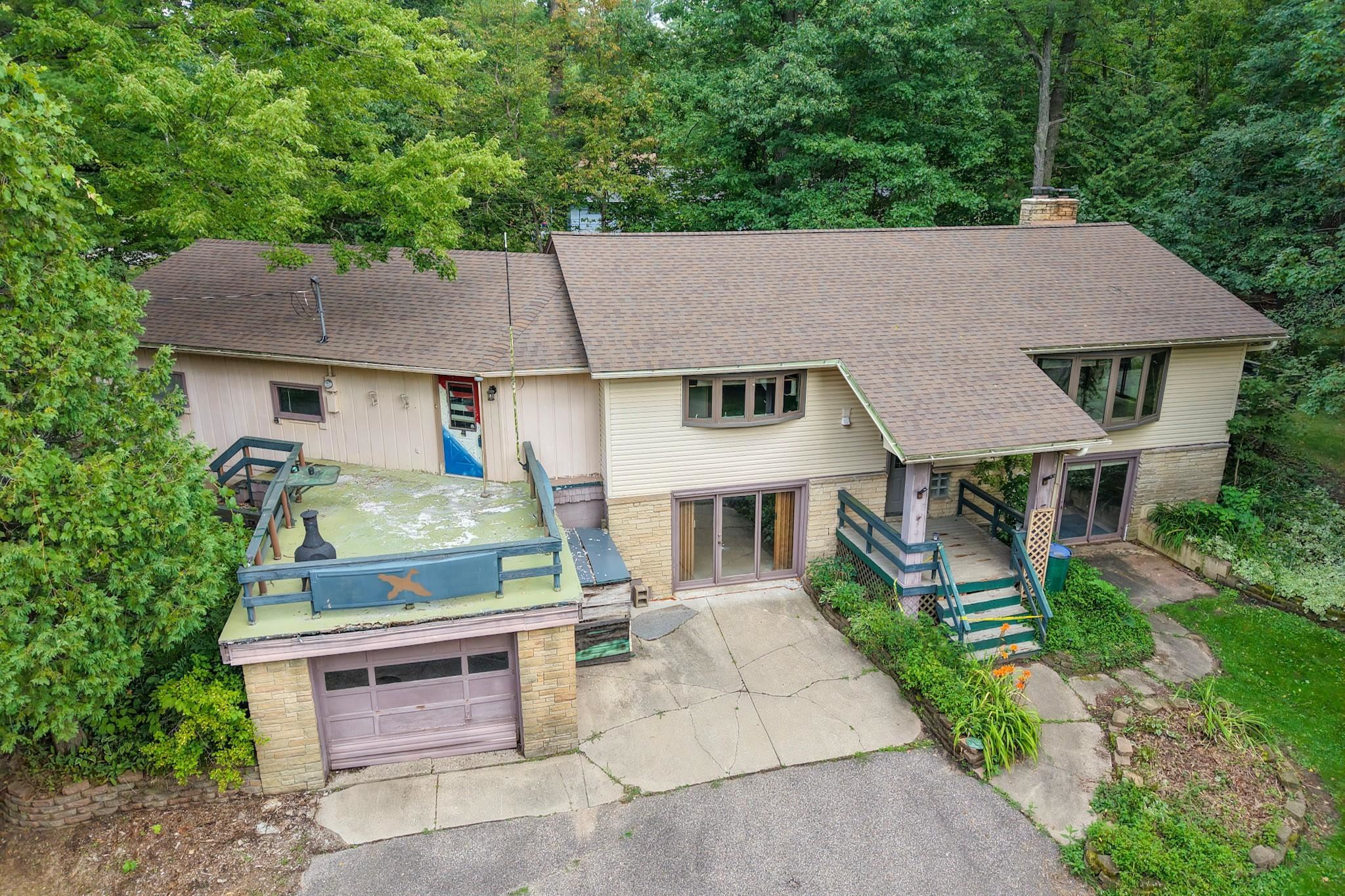 641 Seneca Road Property Photo 8