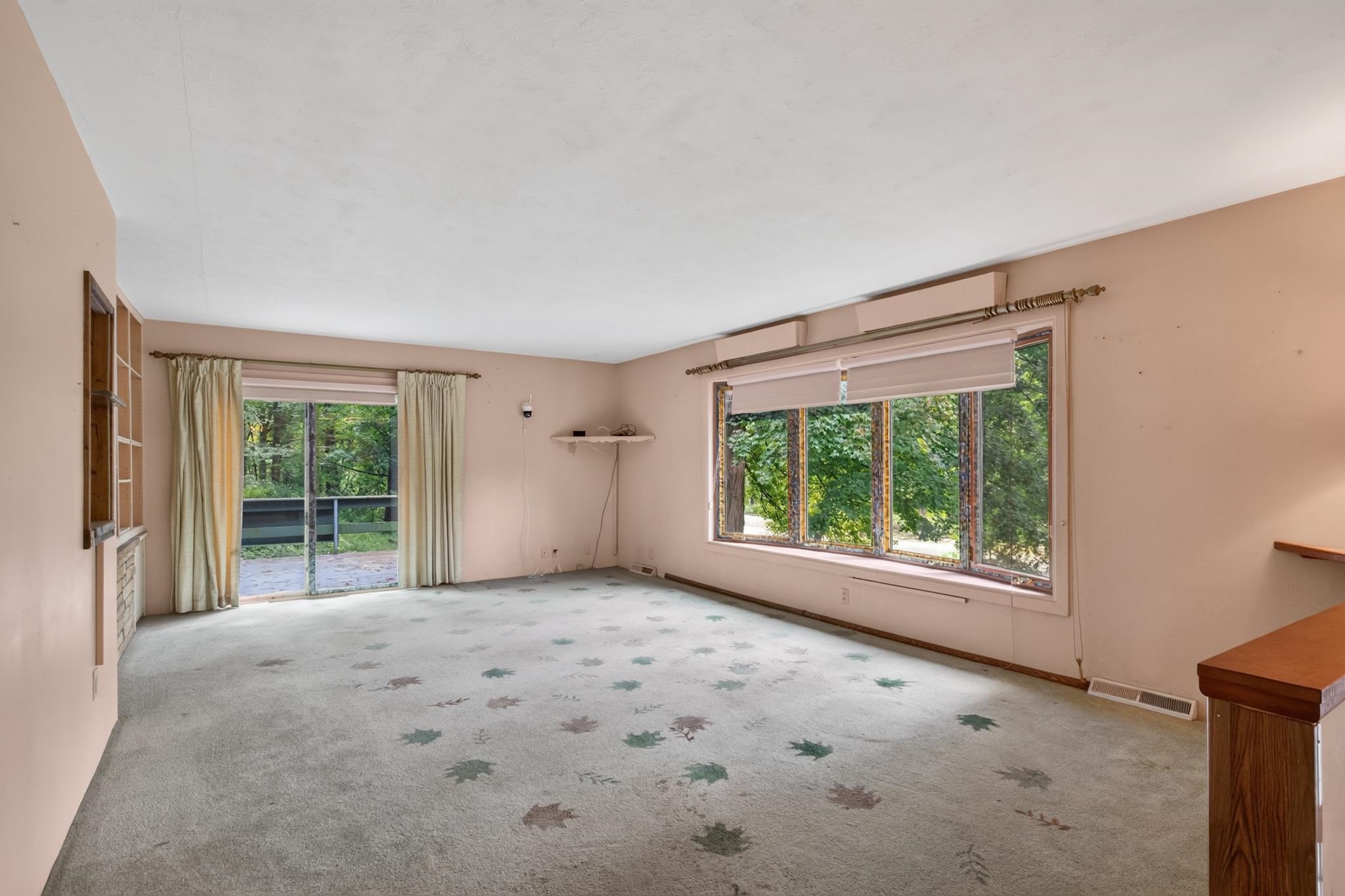 641 Seneca Road Property Photo 14
