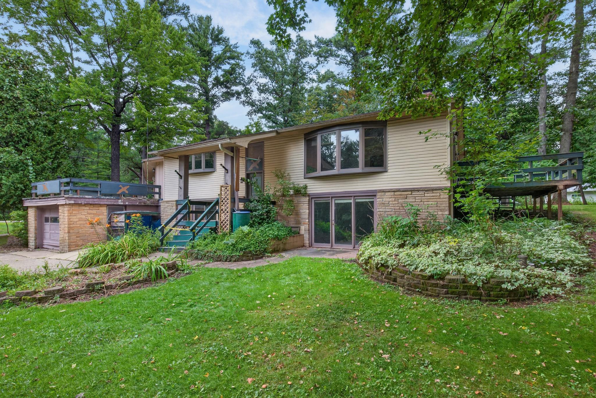 641 Seneca Road Property Photo 42