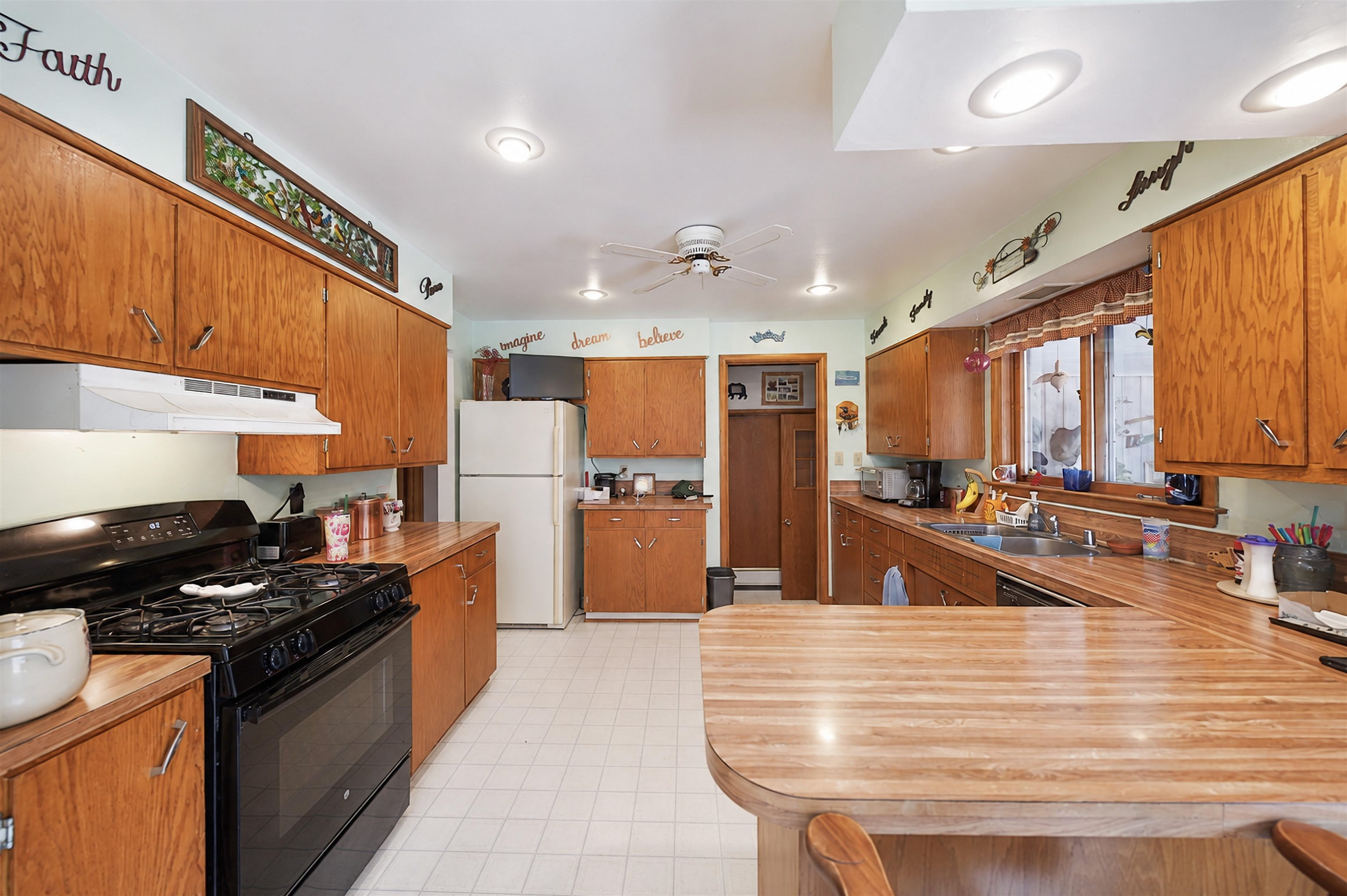 9555 County Road K Property Photo 14