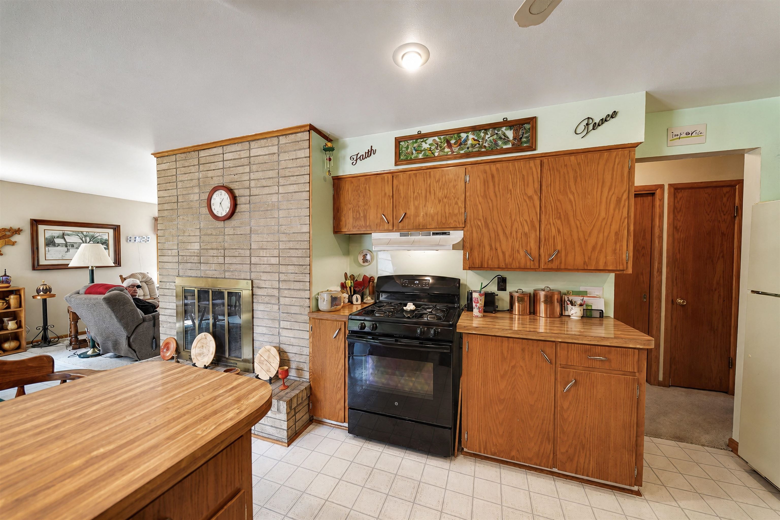9555 County Road K Property Photo 18