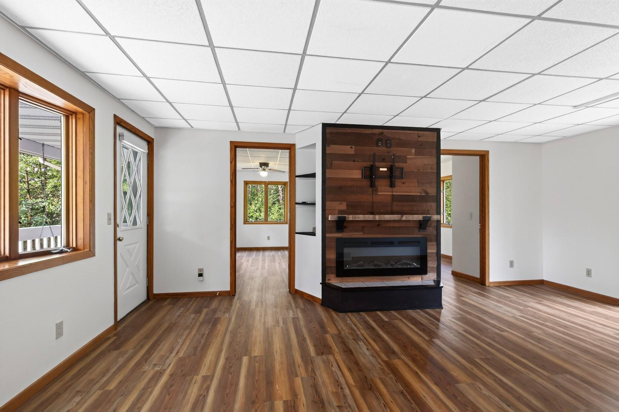 1736 Greenfield Avenue Property Photo 10