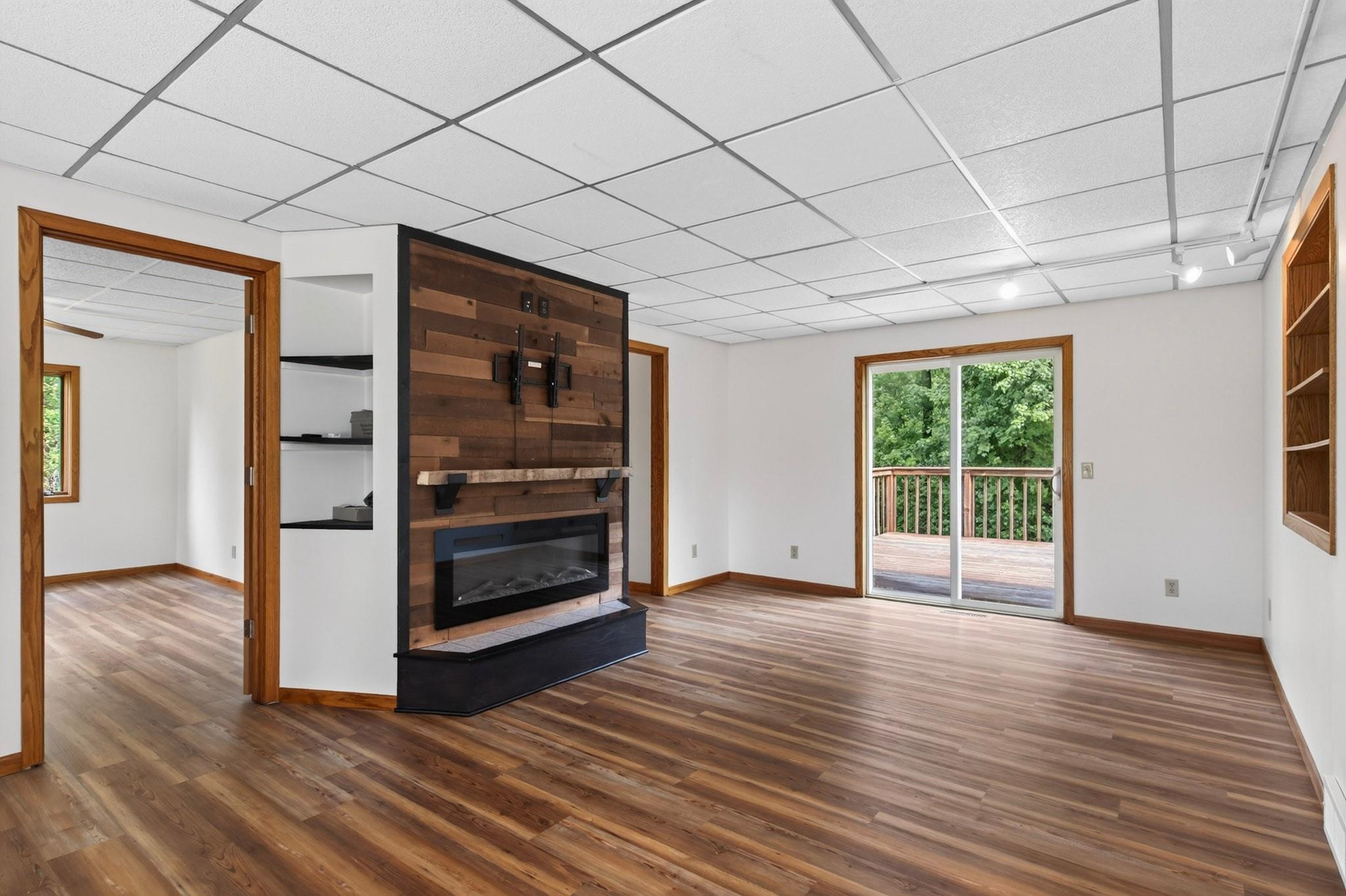 1736 Greenfield Avenue Property Photo 11