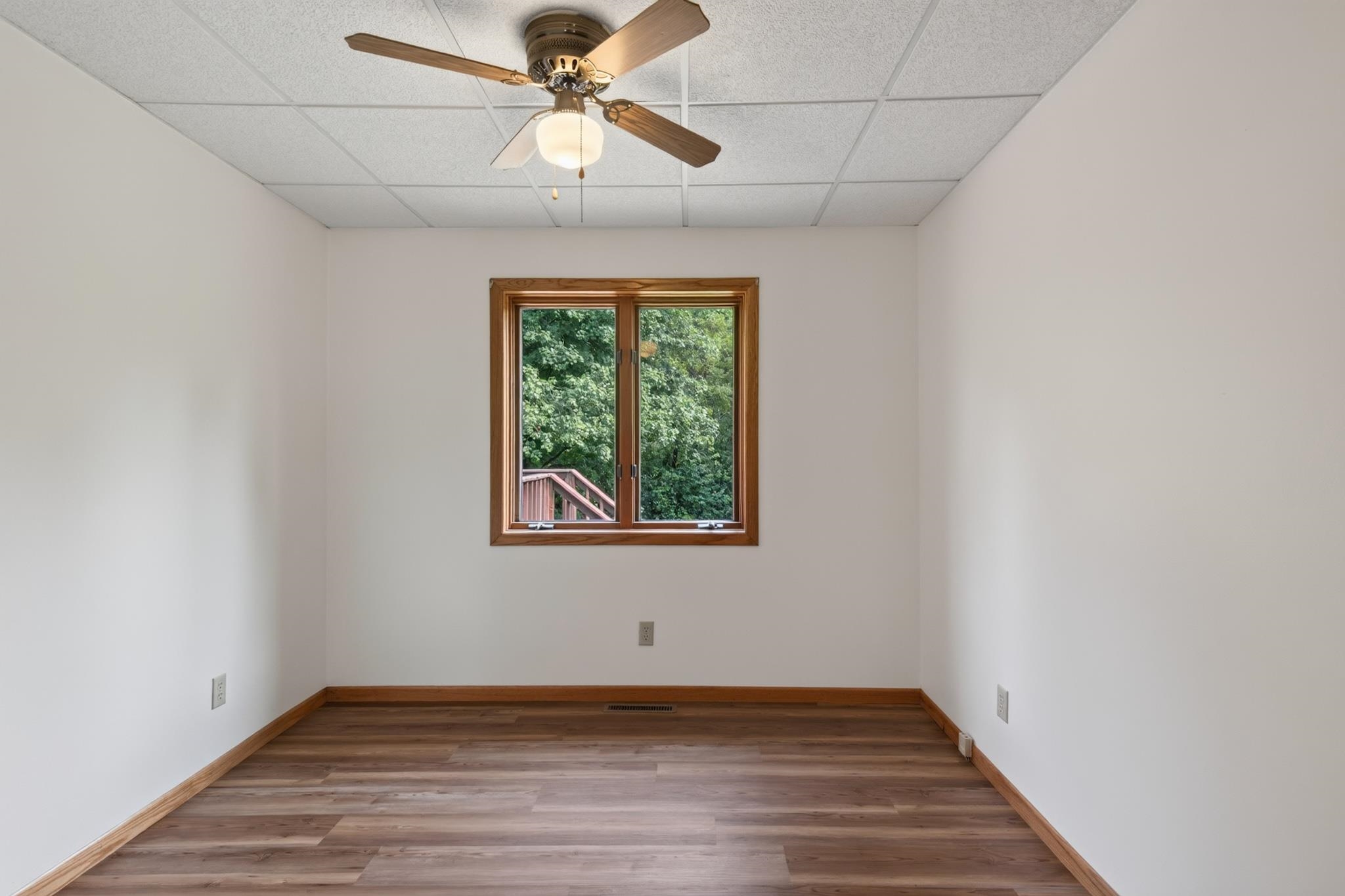 1736 Greenfield Avenue Property Photo 15