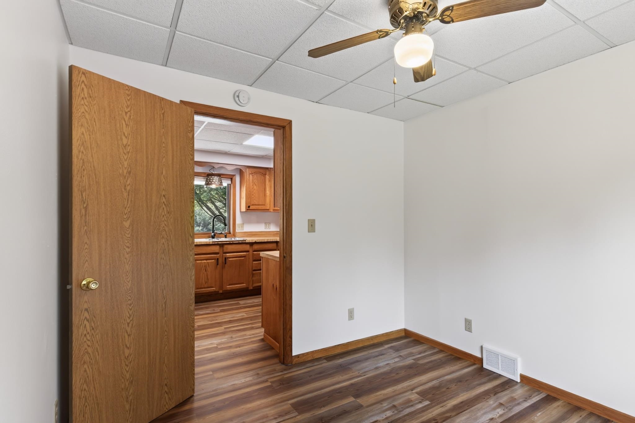 1736 Greenfield Avenue Property Photo 16