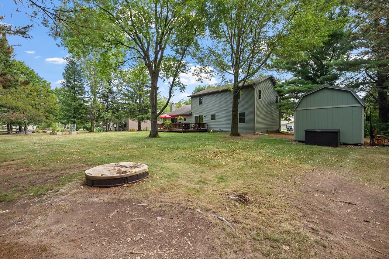 225400 Indigo Drive Property Photo 3