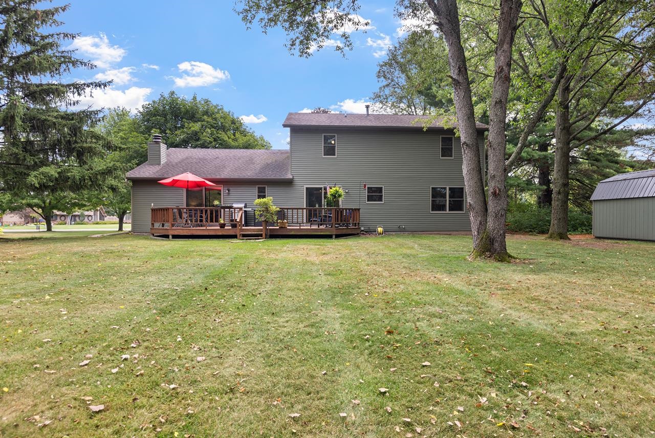 225400 Indigo Drive Property Photo 4