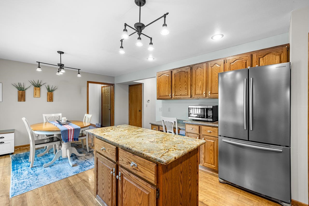 225400 Indigo Drive Property Photo 16