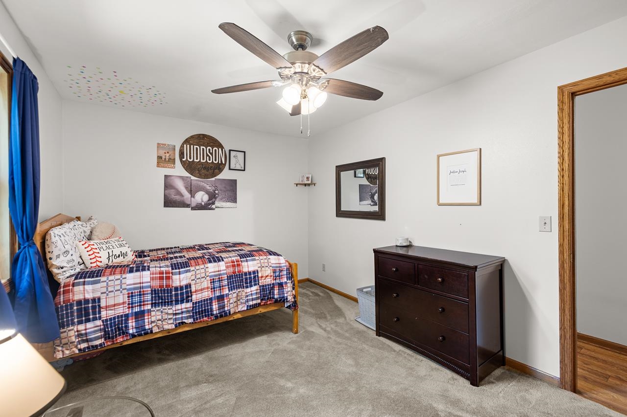 225400 Indigo Drive Property Photo 42