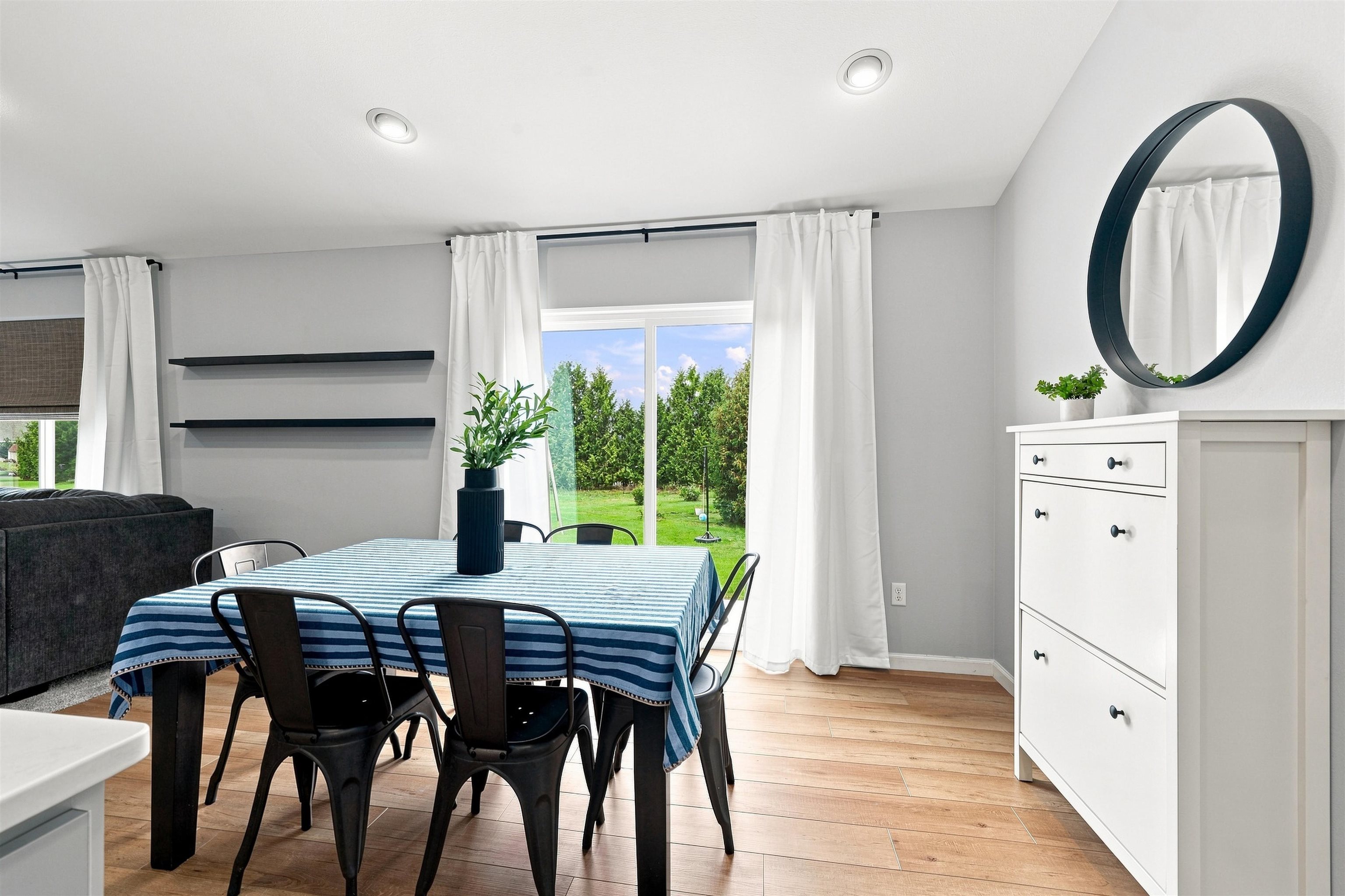 4390 Landcaster Road Property Photo 15