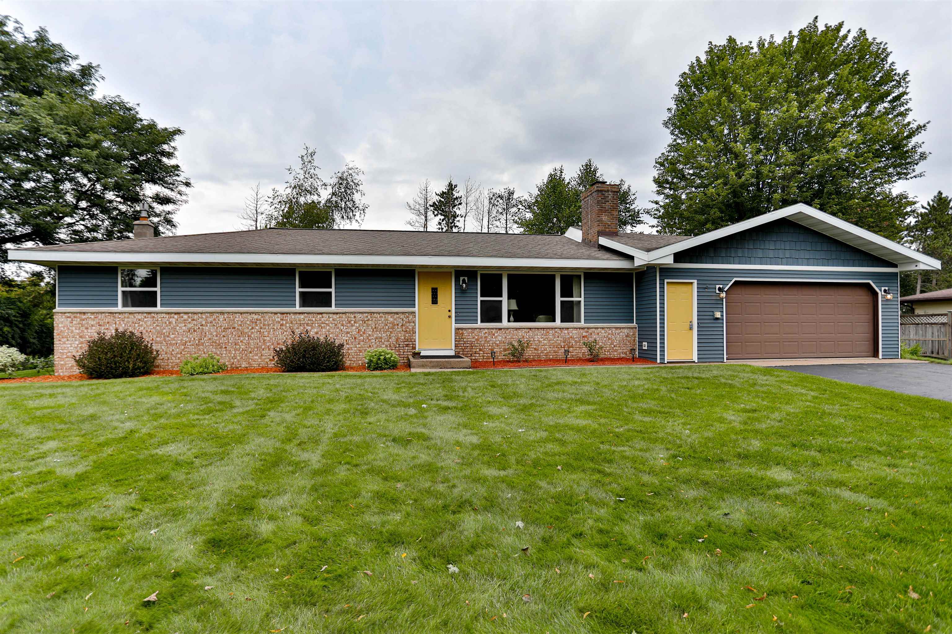 1822 Norway Lane Property Photo 2
