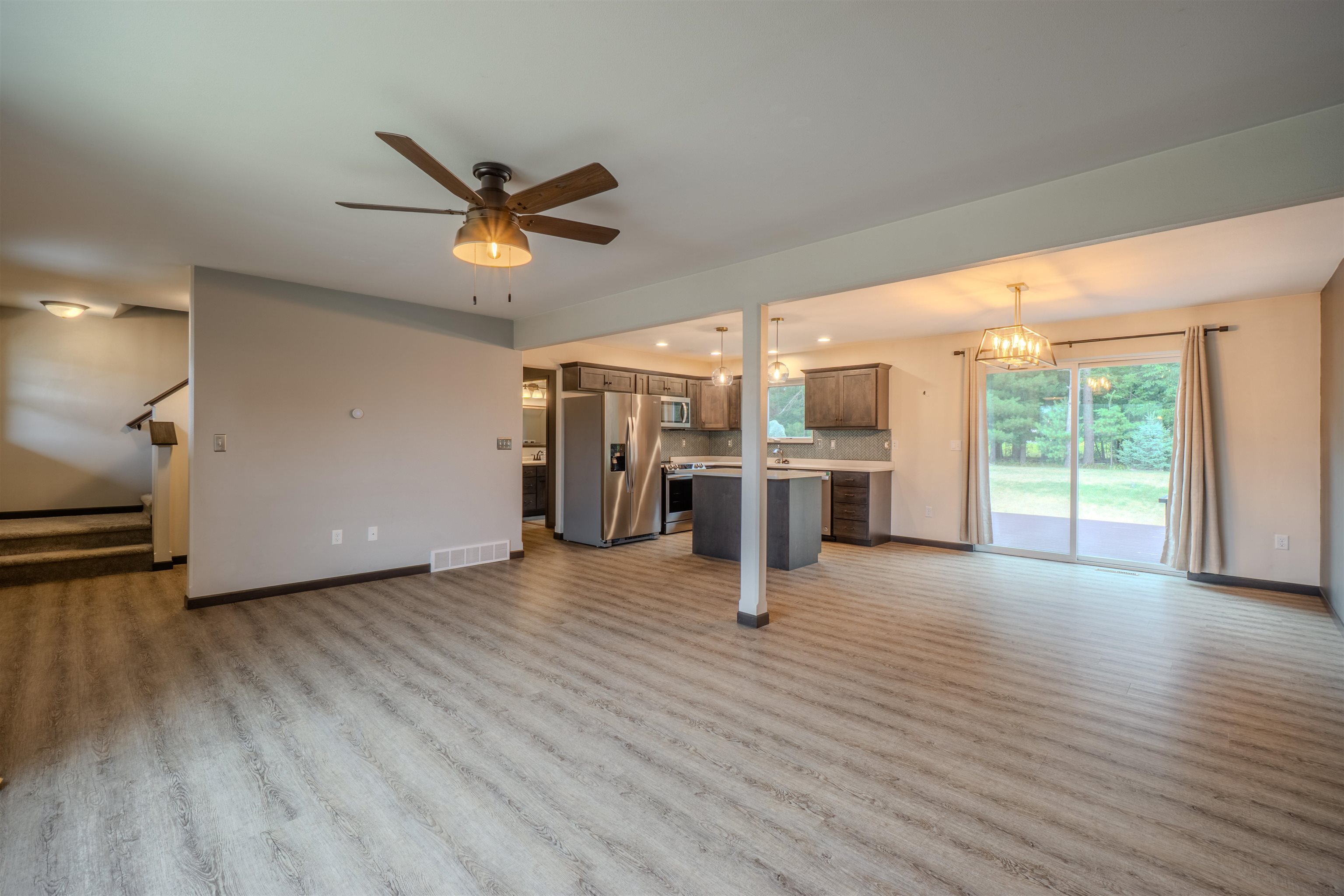 4906 Quirt Sann Drive Property Photo 9