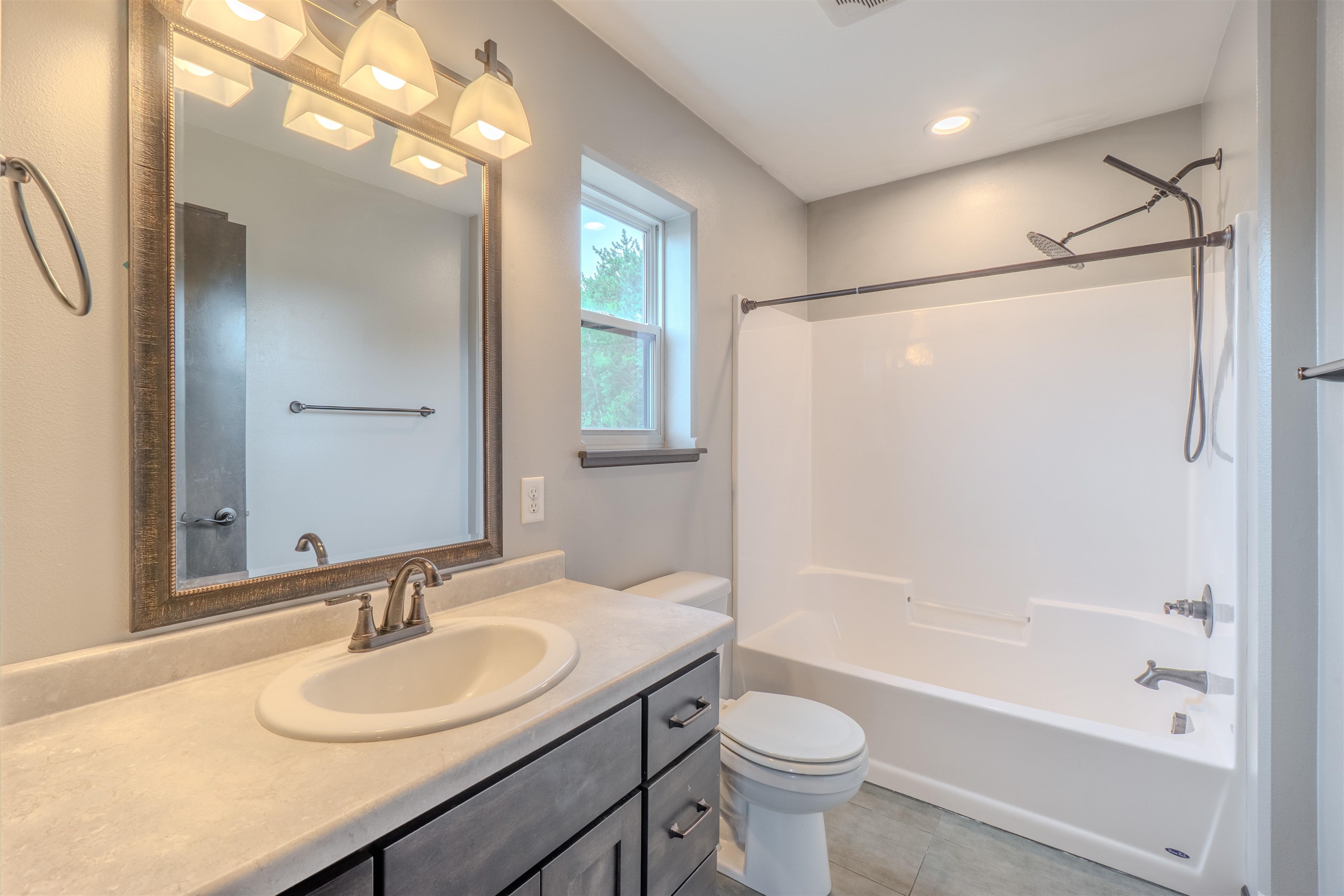 4906 Quirt Sann Drive Property Photo 20