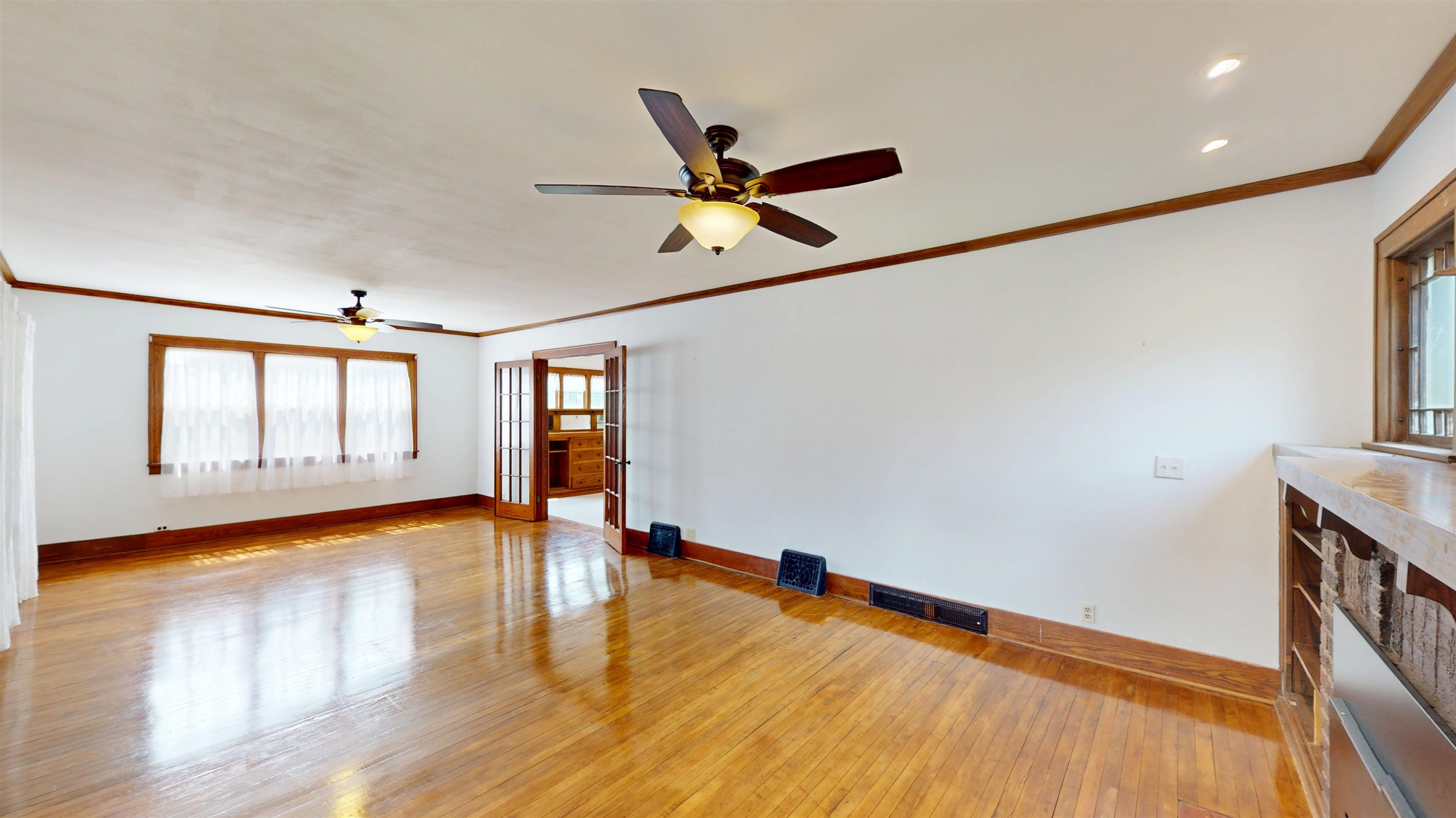 223 S 3rd Street Property Photo 15
