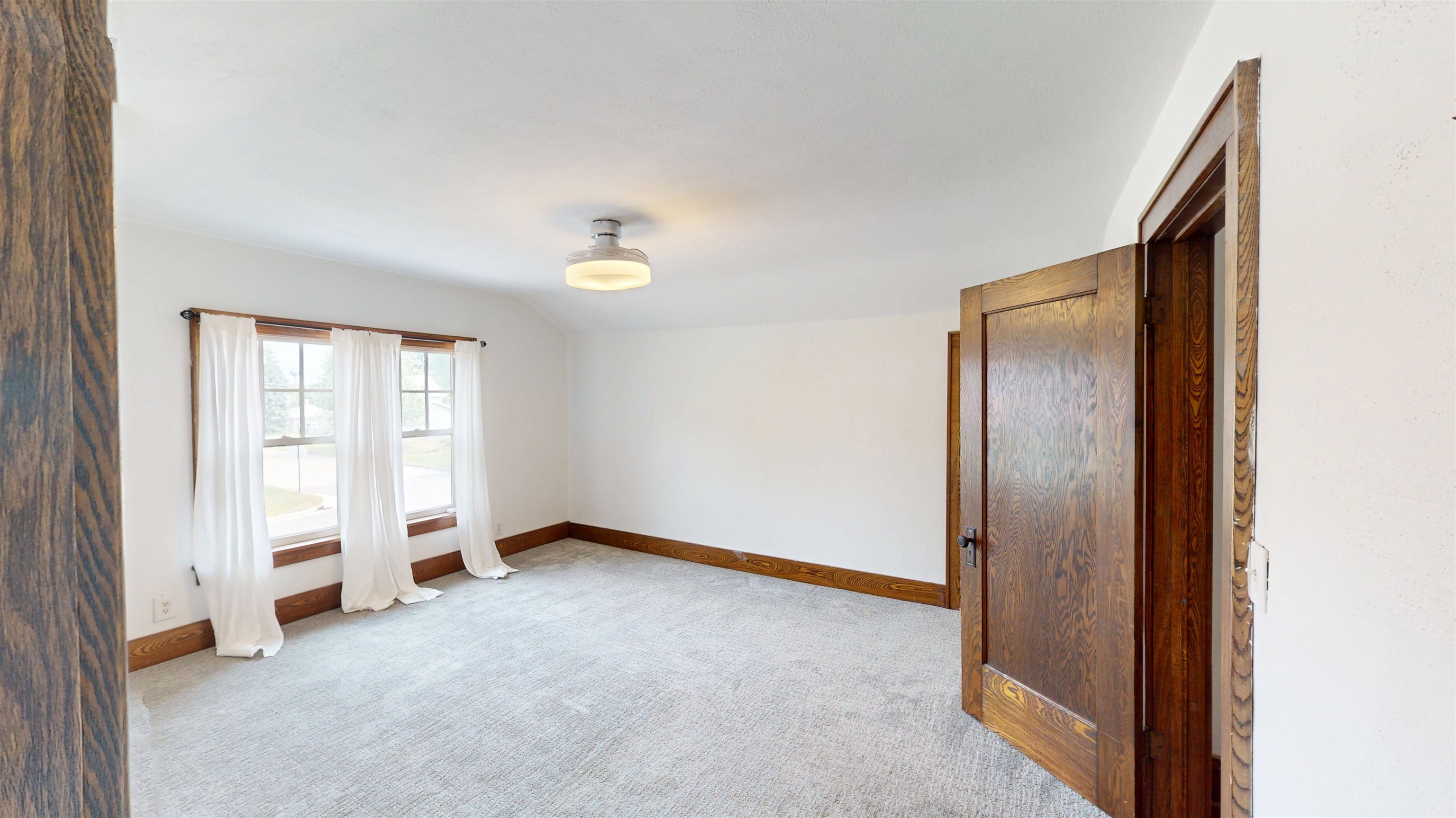 223 S 3rd Street Property Photo 44