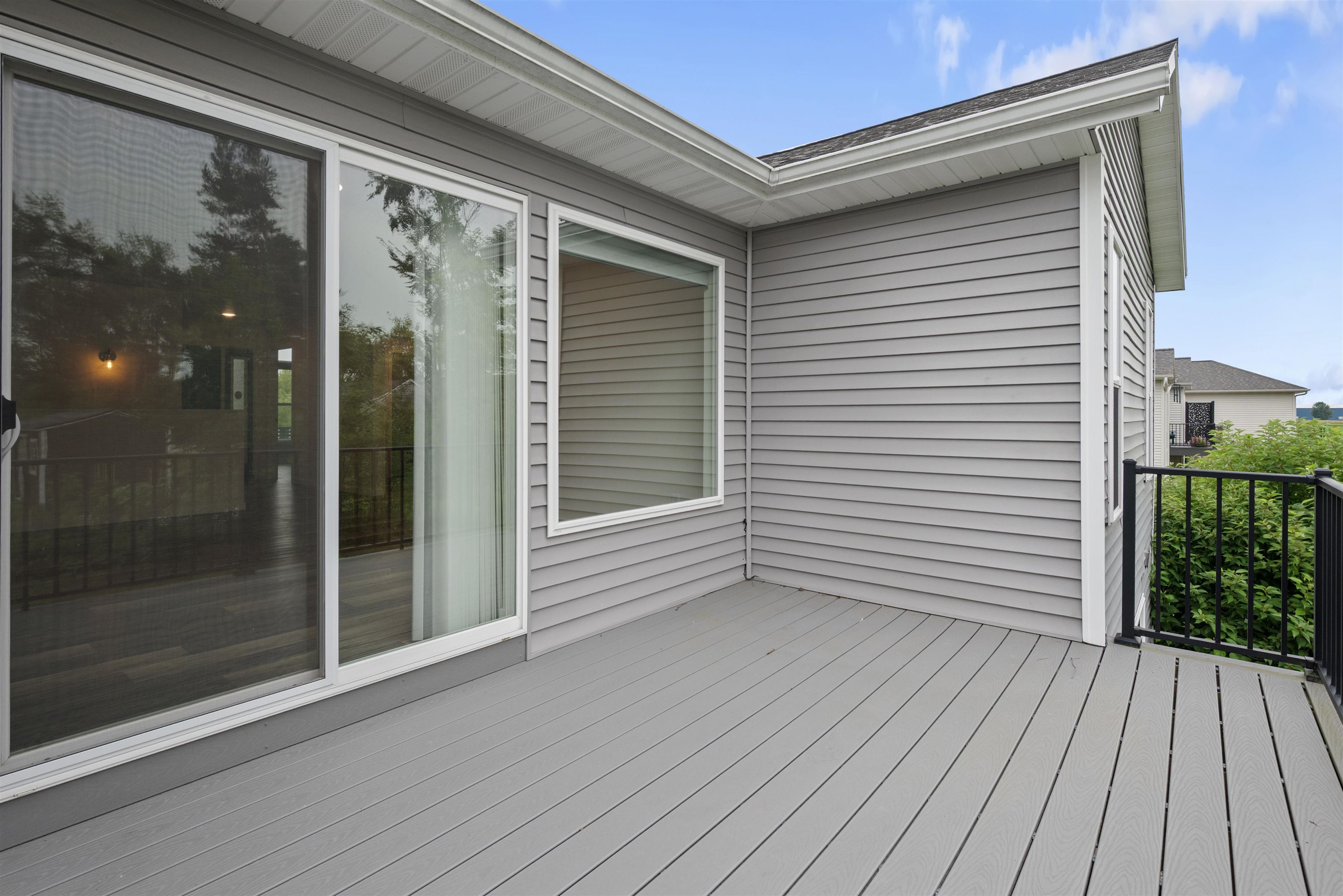 335 Allen Street Property Photo 17