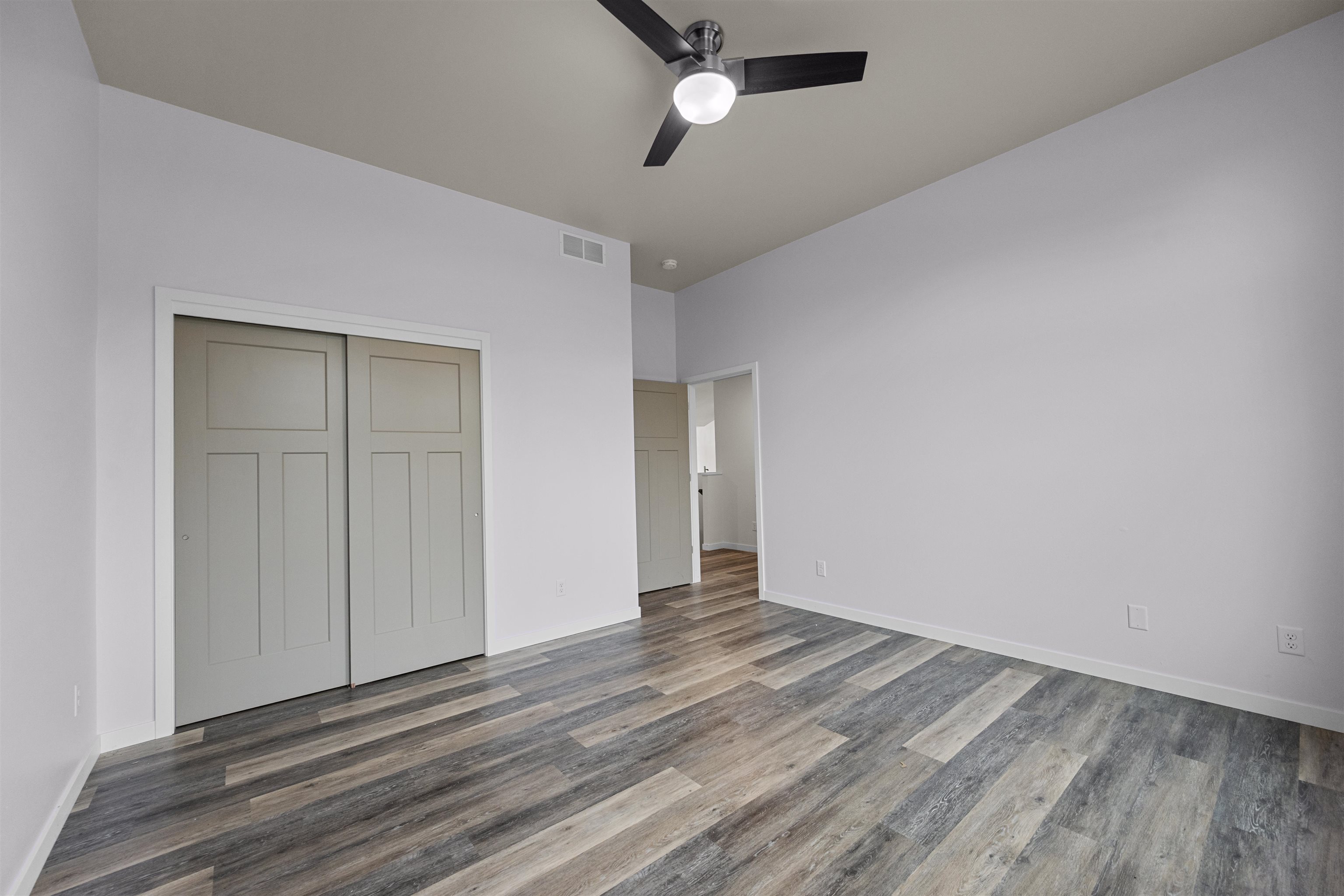 335 Allen Street Property Photo 24