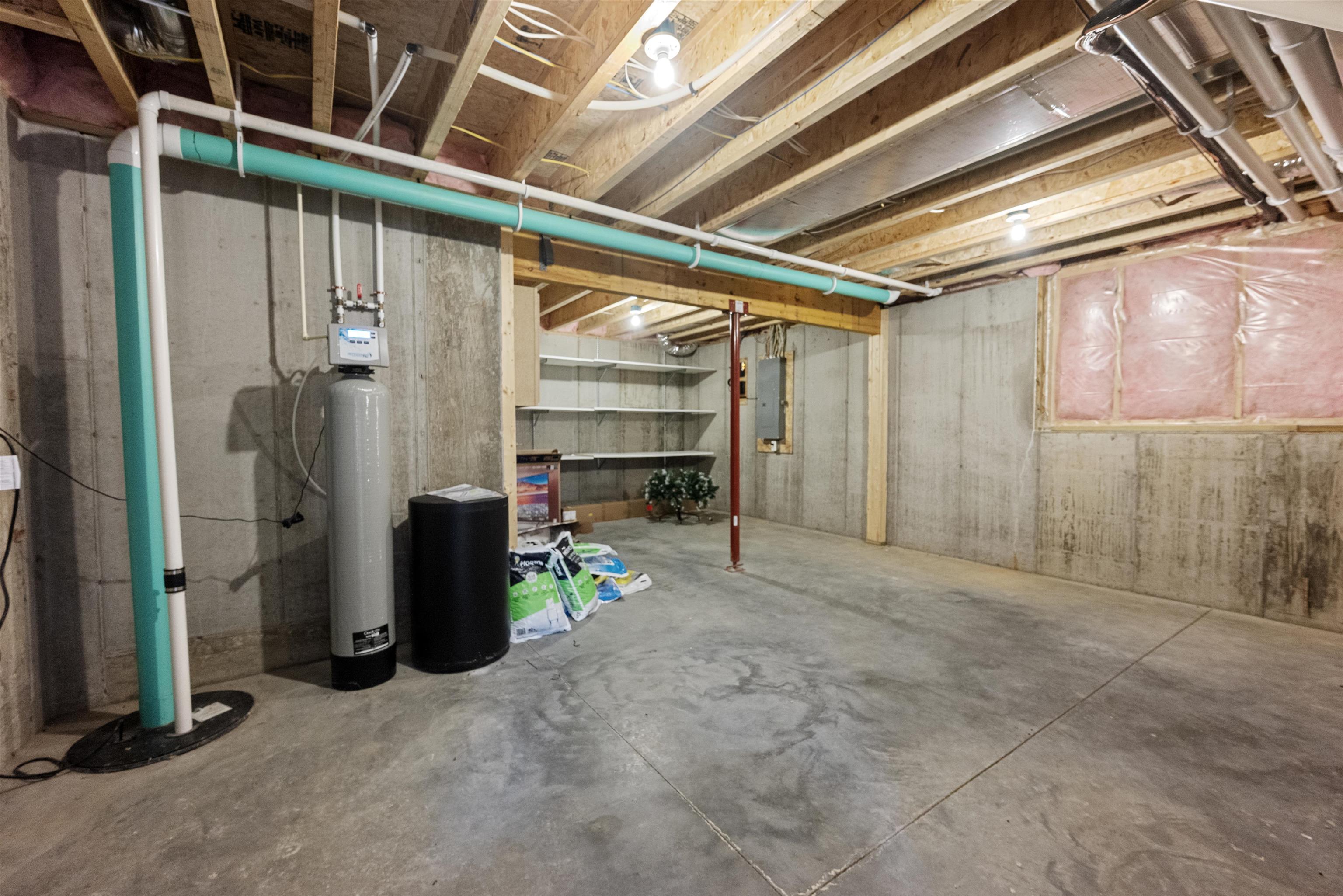 335 Allen Street Property Photo 36
