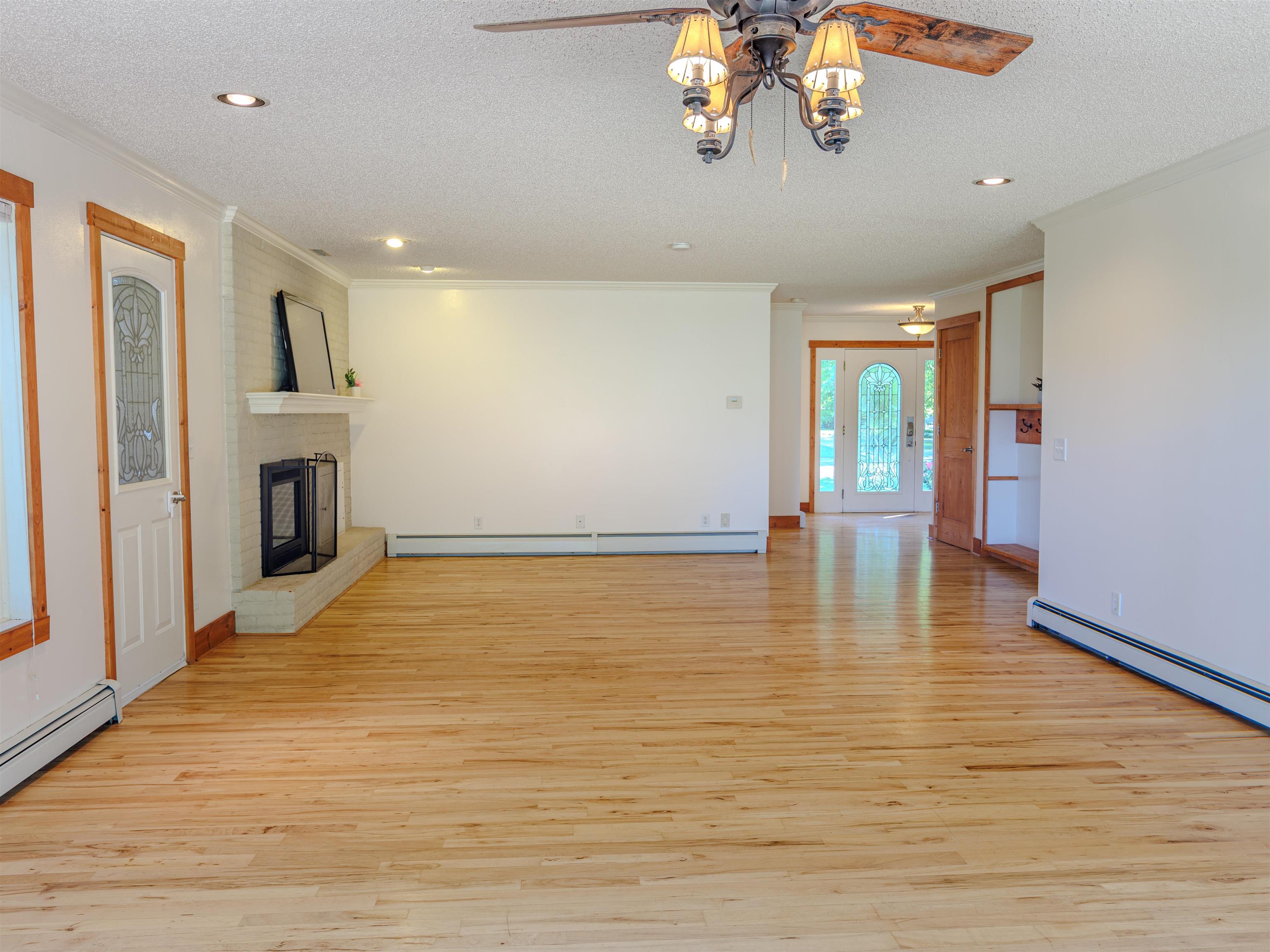 3125 Dans Drive Property Photo 6