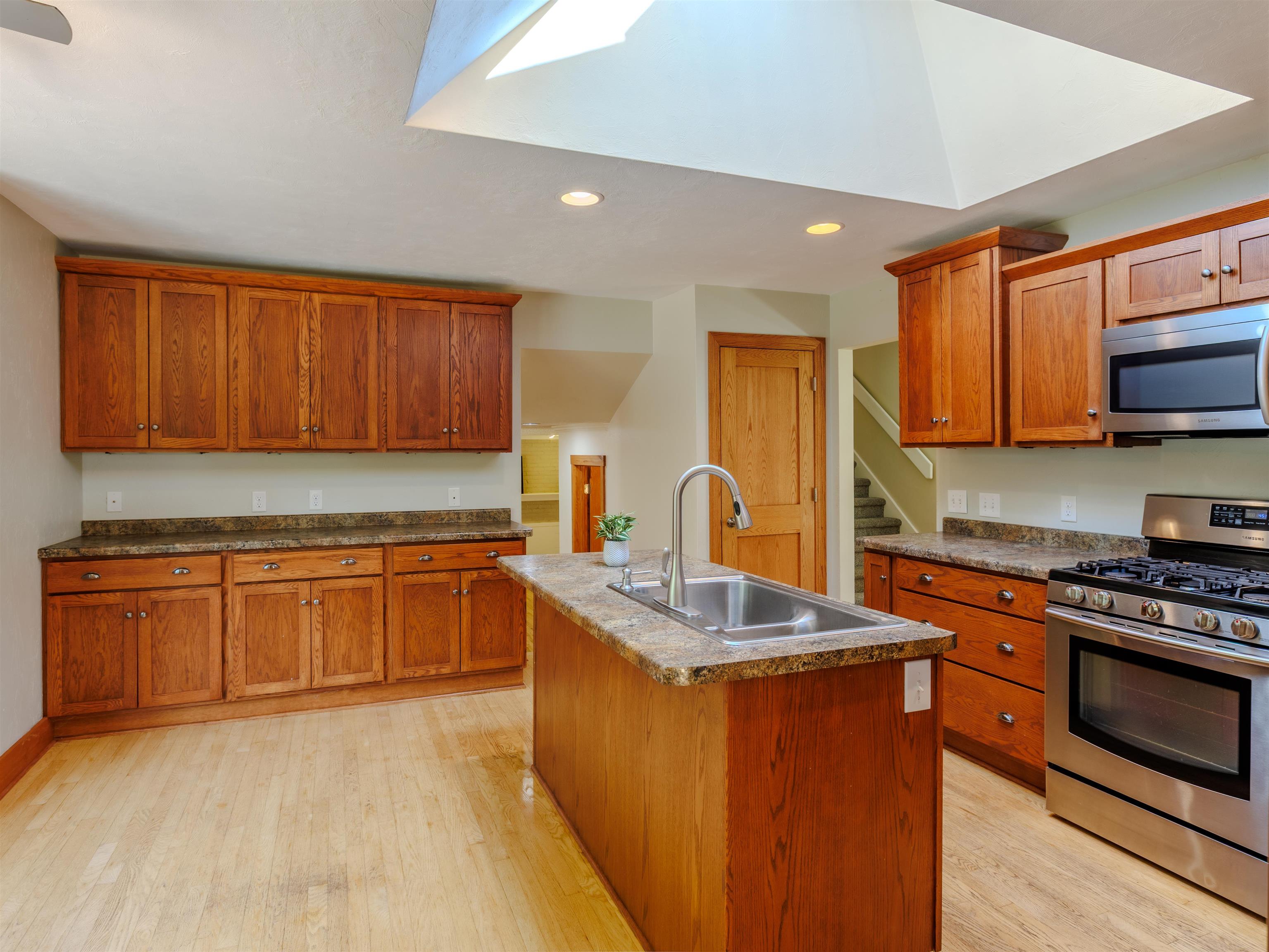 3125 Dans Drive Property Photo 14
