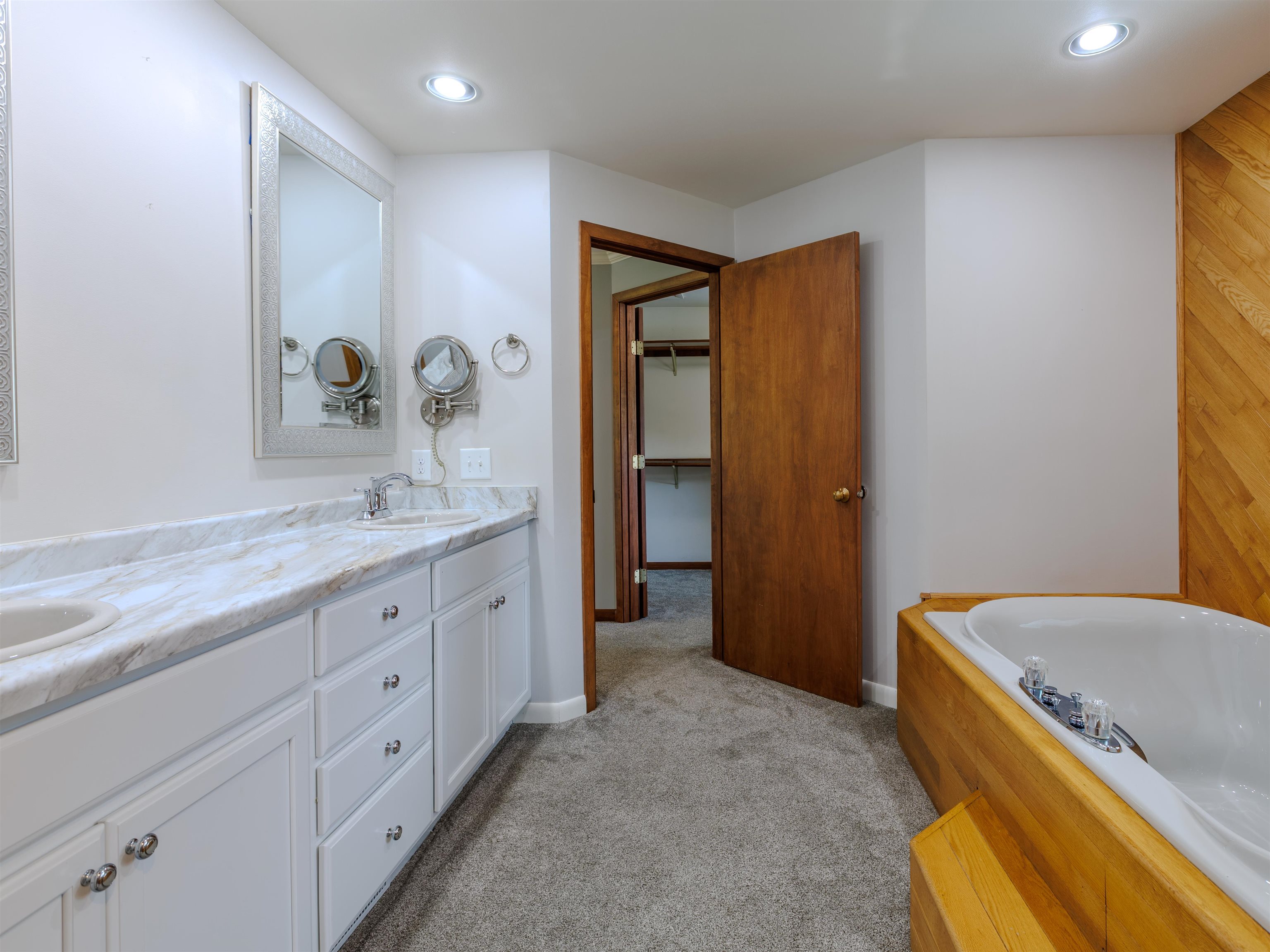 3125 Dans Drive Property Photo 35