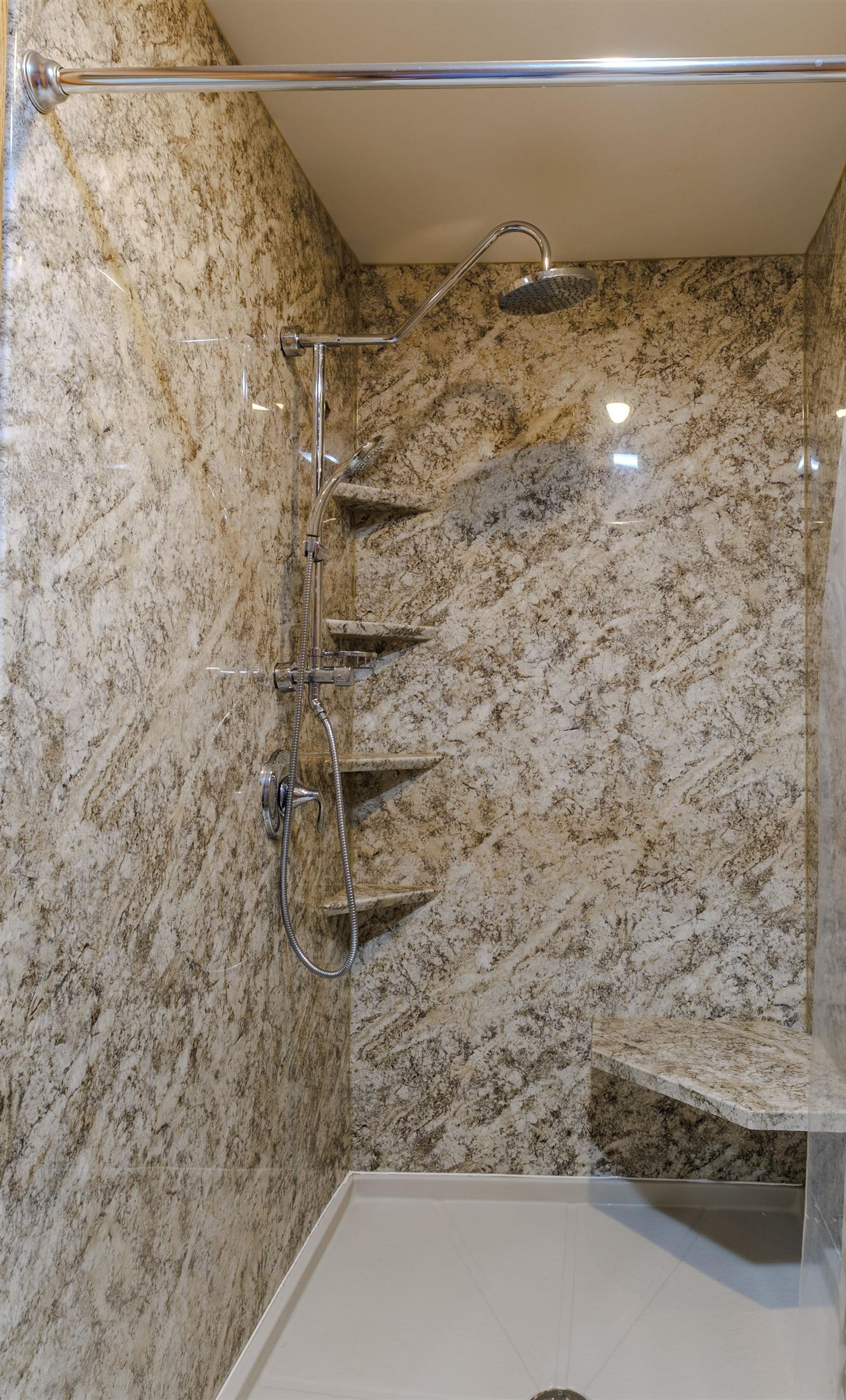 3125 Dans Drive Property Photo 36