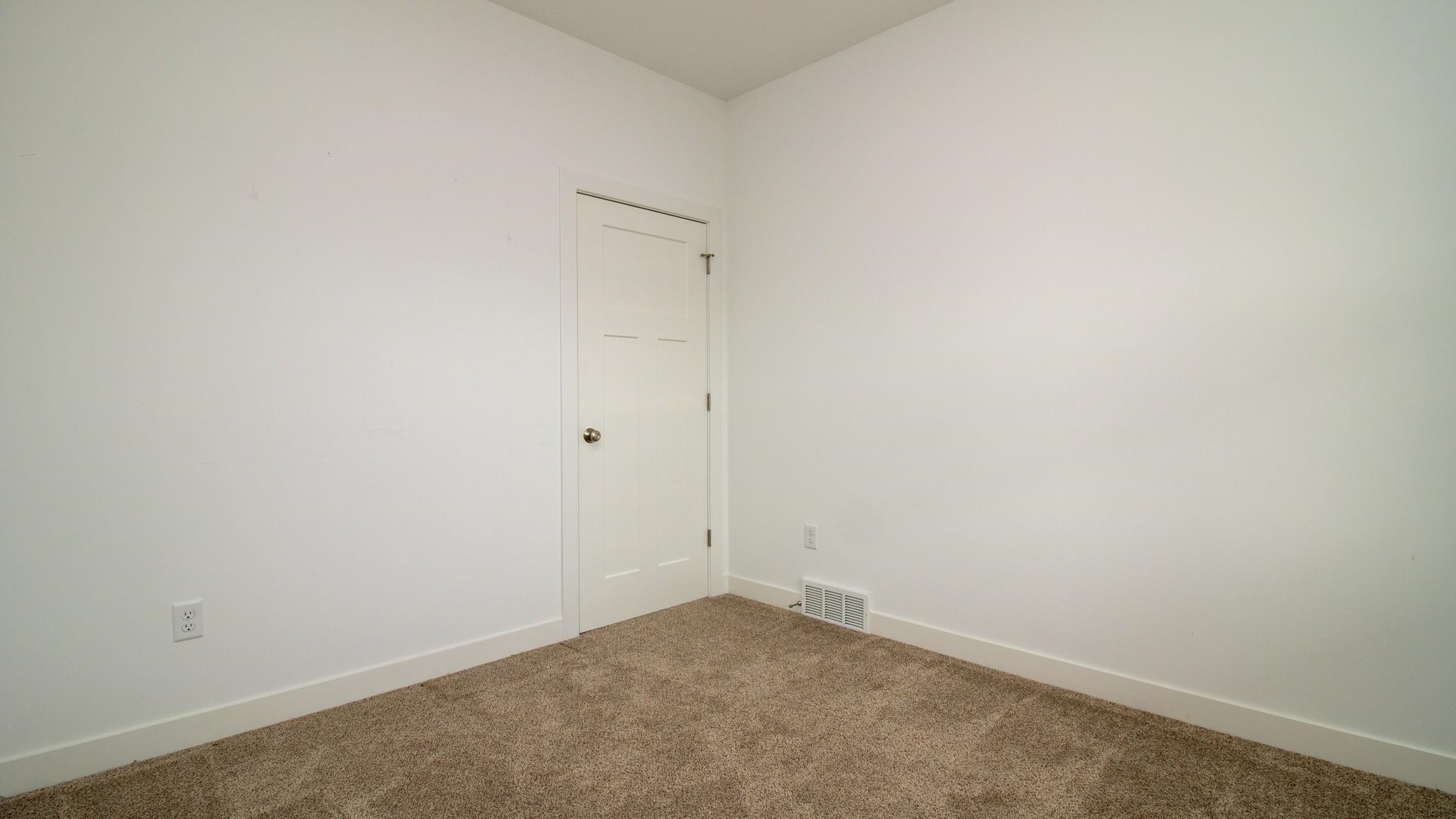 3404 Caesars Court Property Photo 26