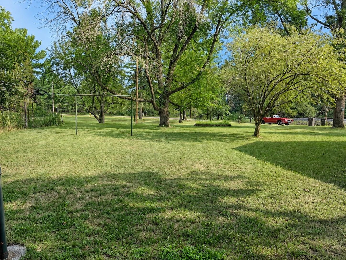 627 Wallace Place Property Photo 6