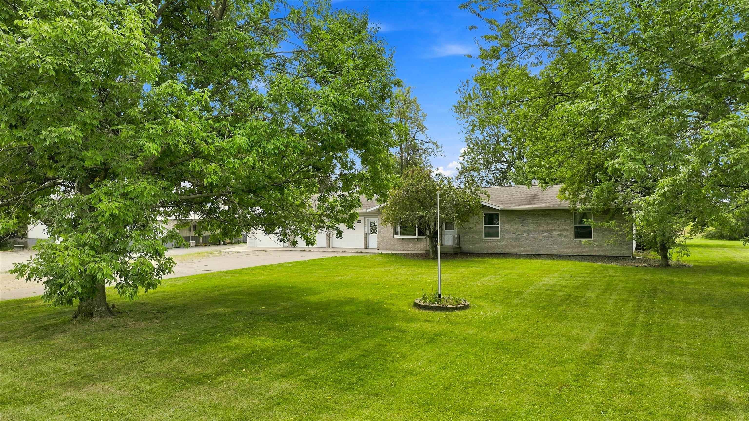 100335 Draper Road Property Photo 3
