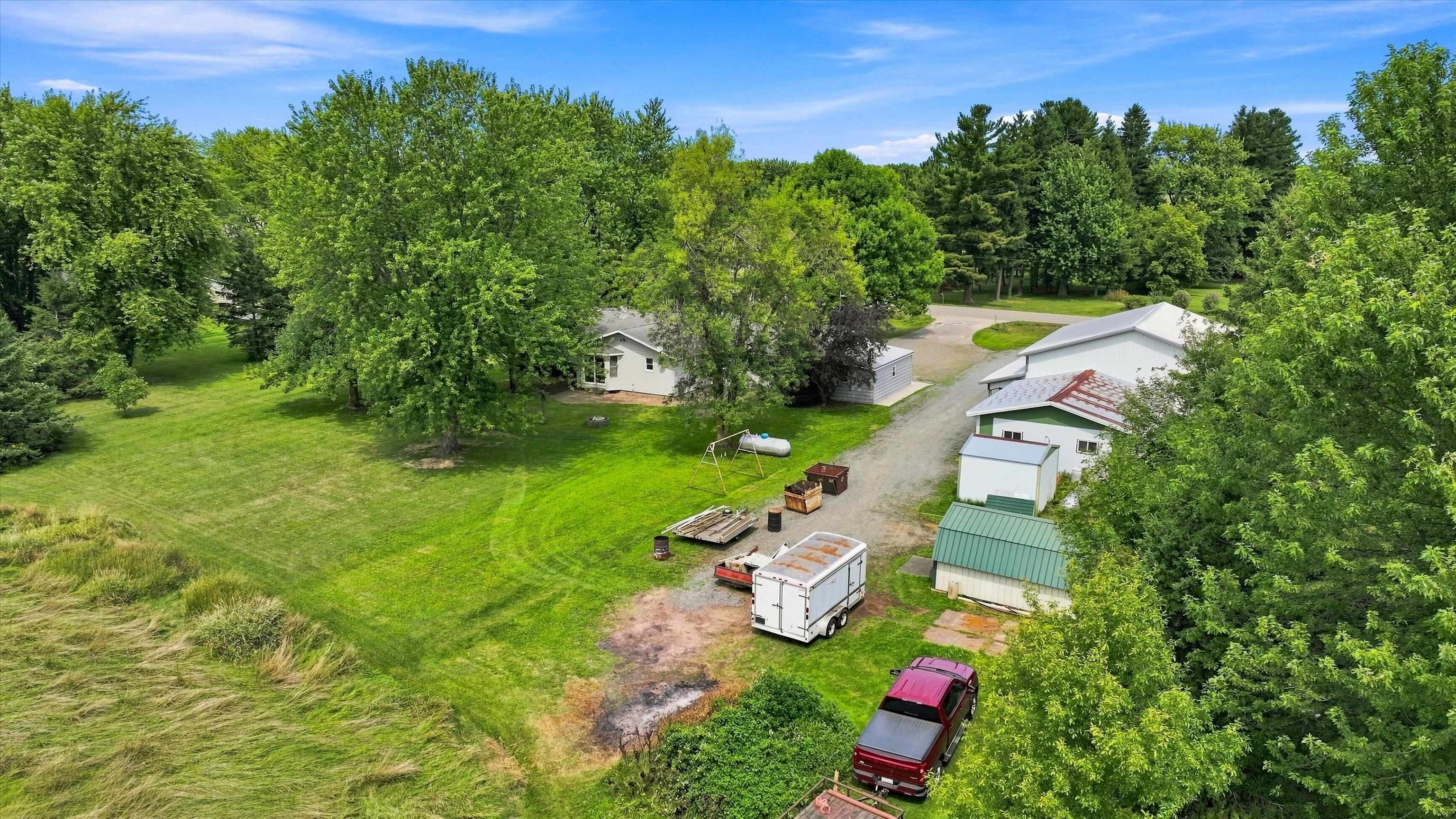 100335 Draper Road Property Photo 7