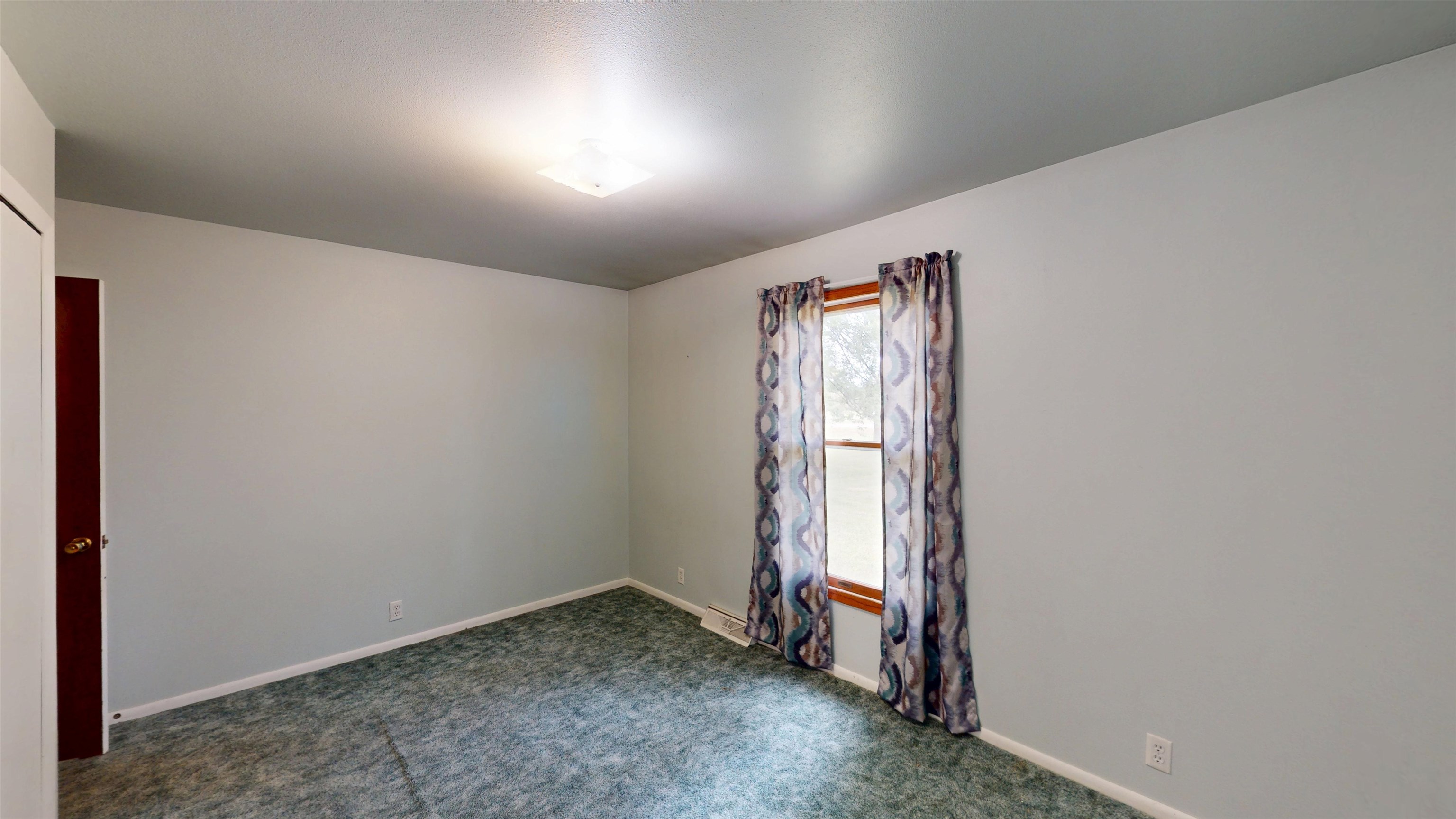 100335 Draper Road Property Photo 29
