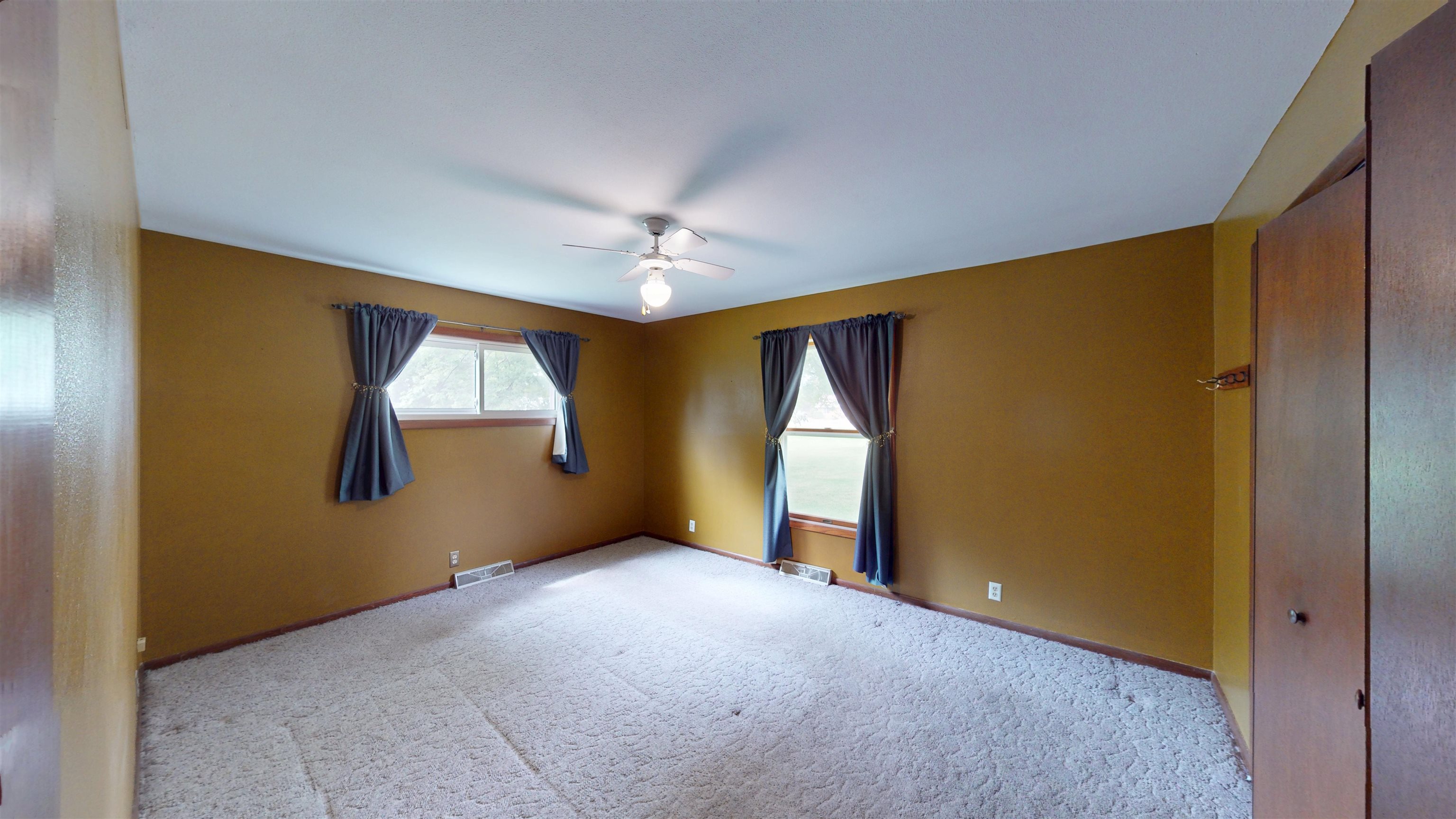 100335 Draper Road Property Photo 37