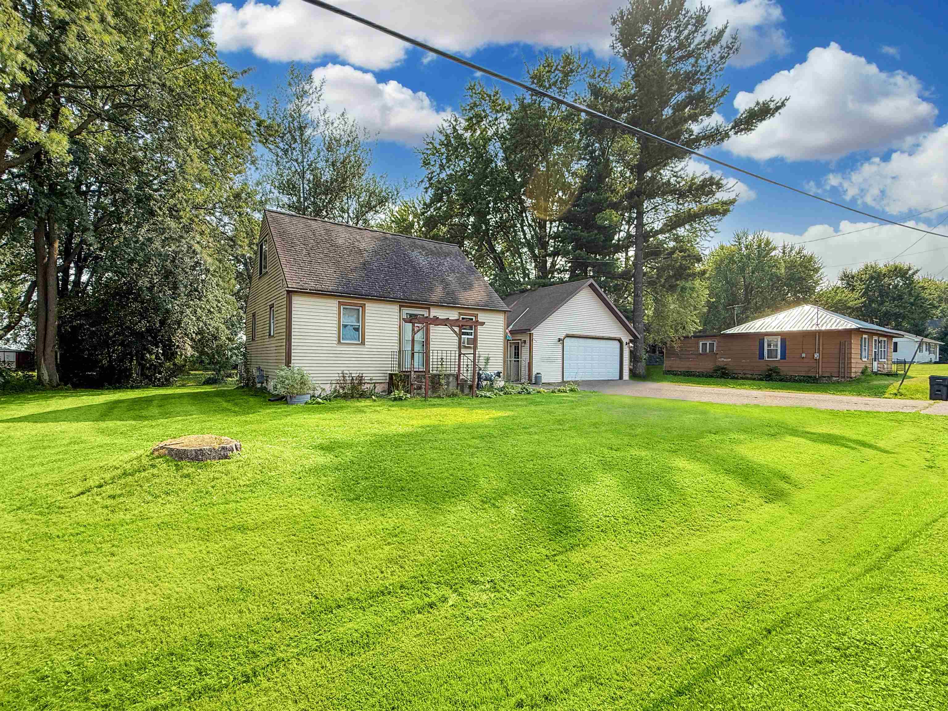 123283 County Highway C Property Photo 2