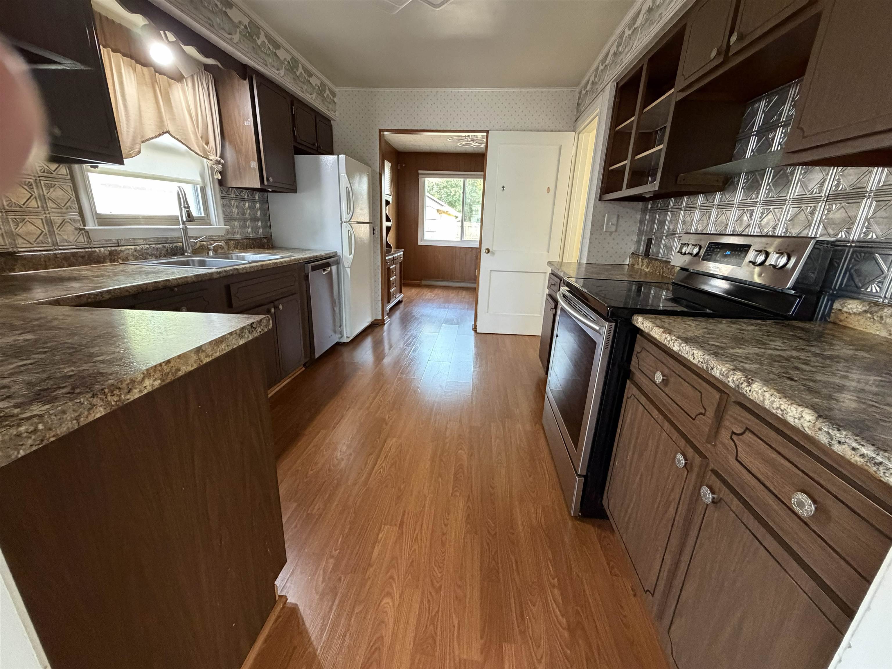 119 Kurth Street Property Photo 34