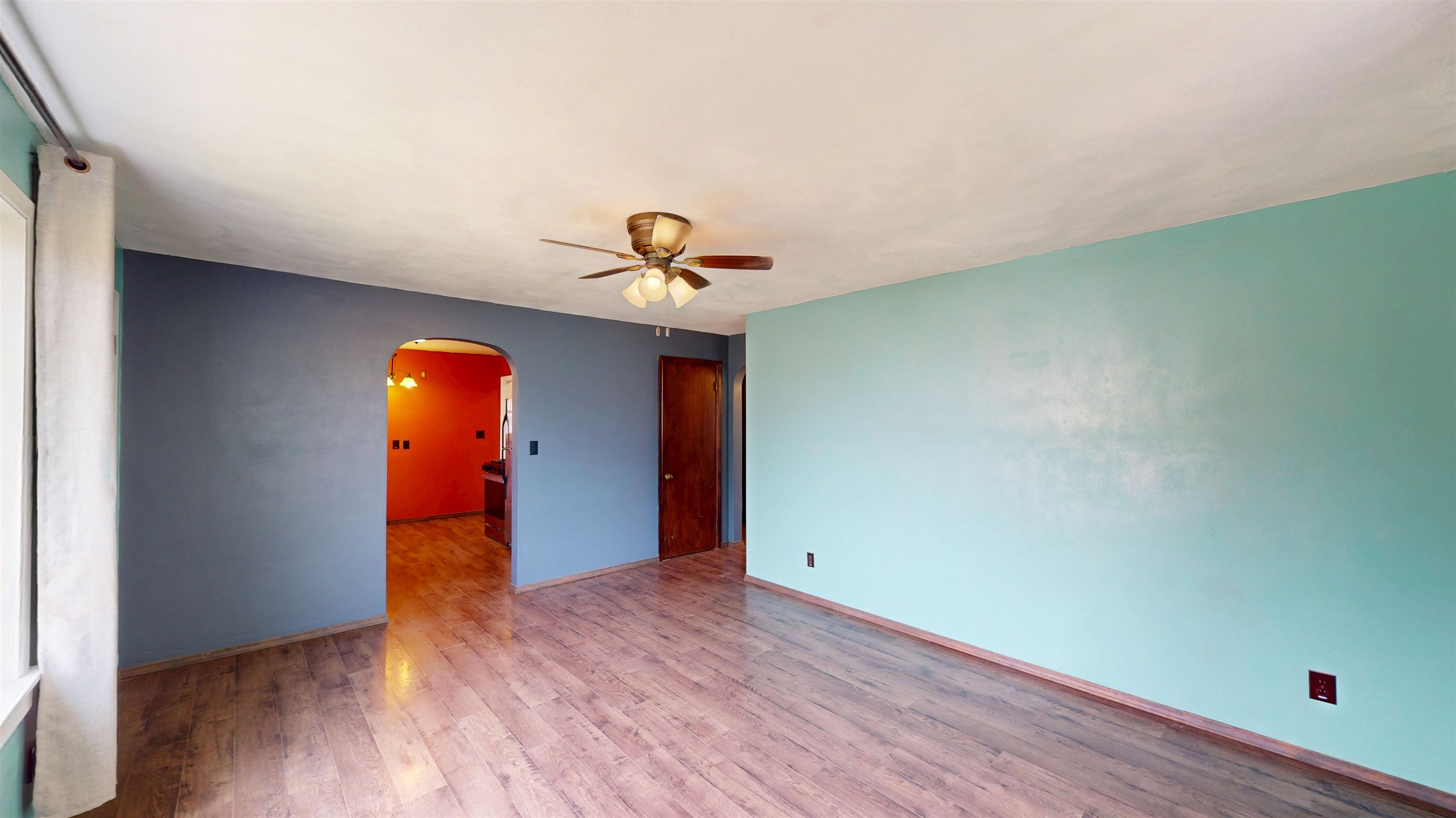 112 E 17th Street Property Photo 13
