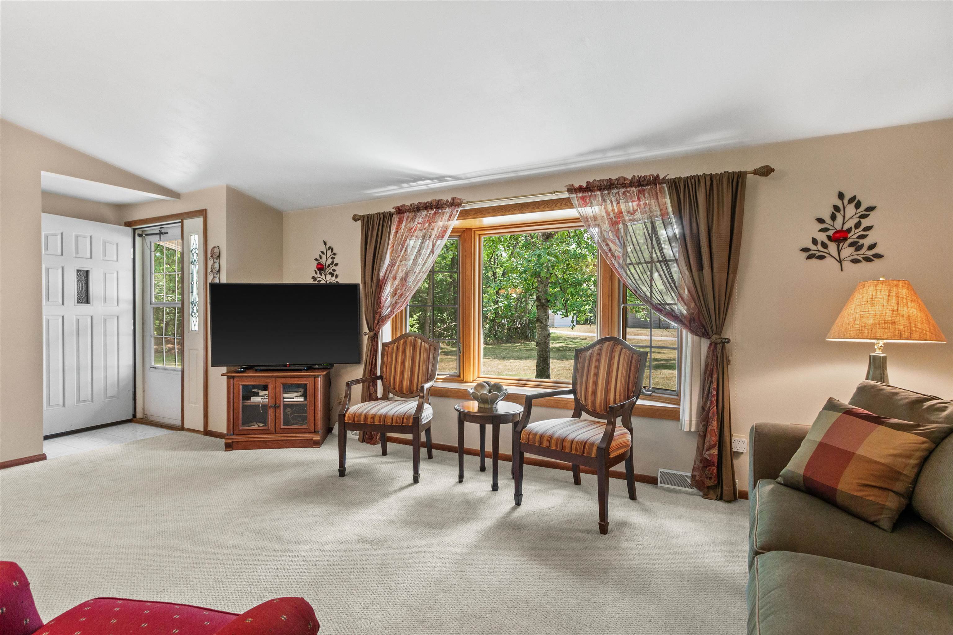 8206 Lakeview Drive Property Photo 12
