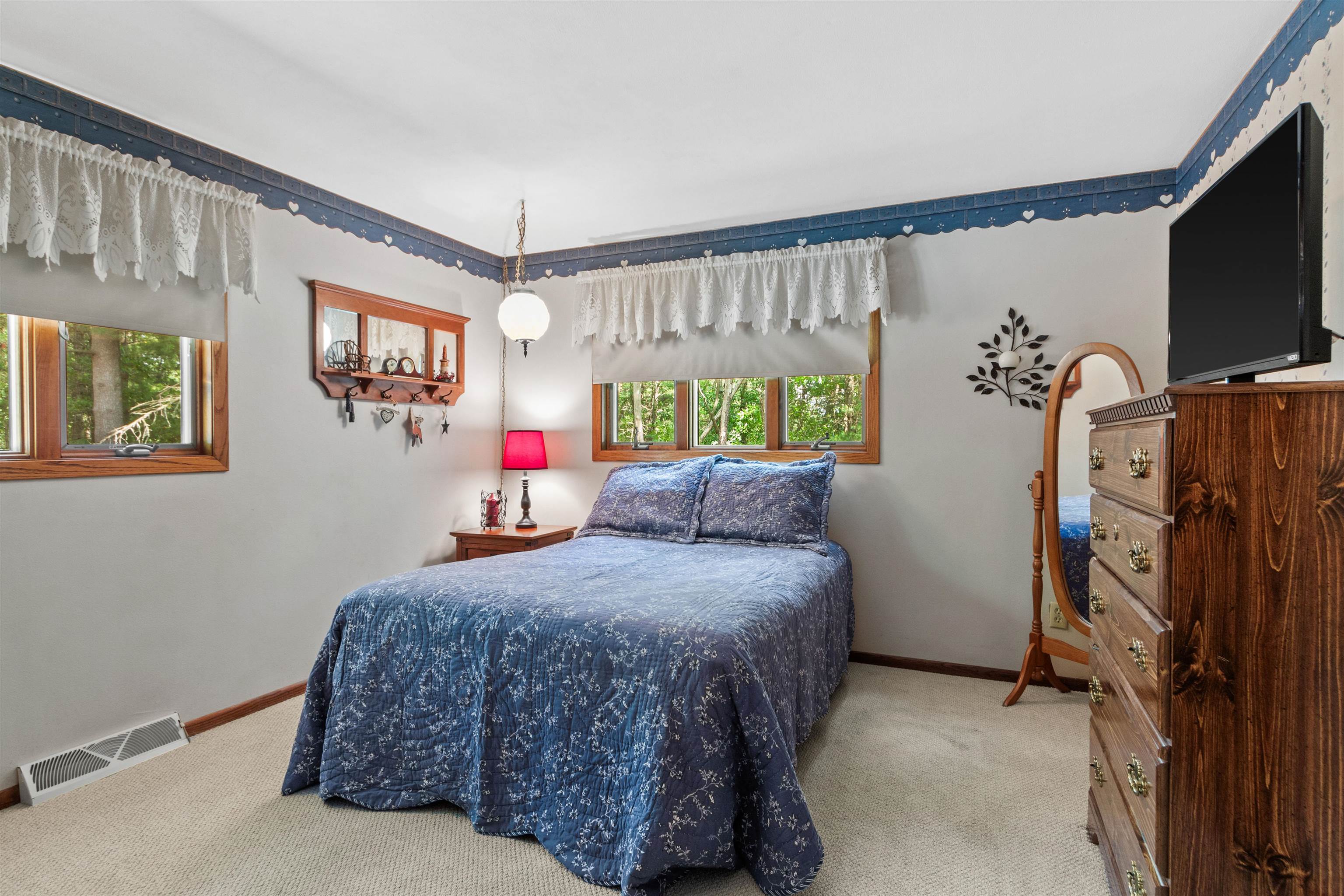 8206 Lakeview Drive Property Photo 13