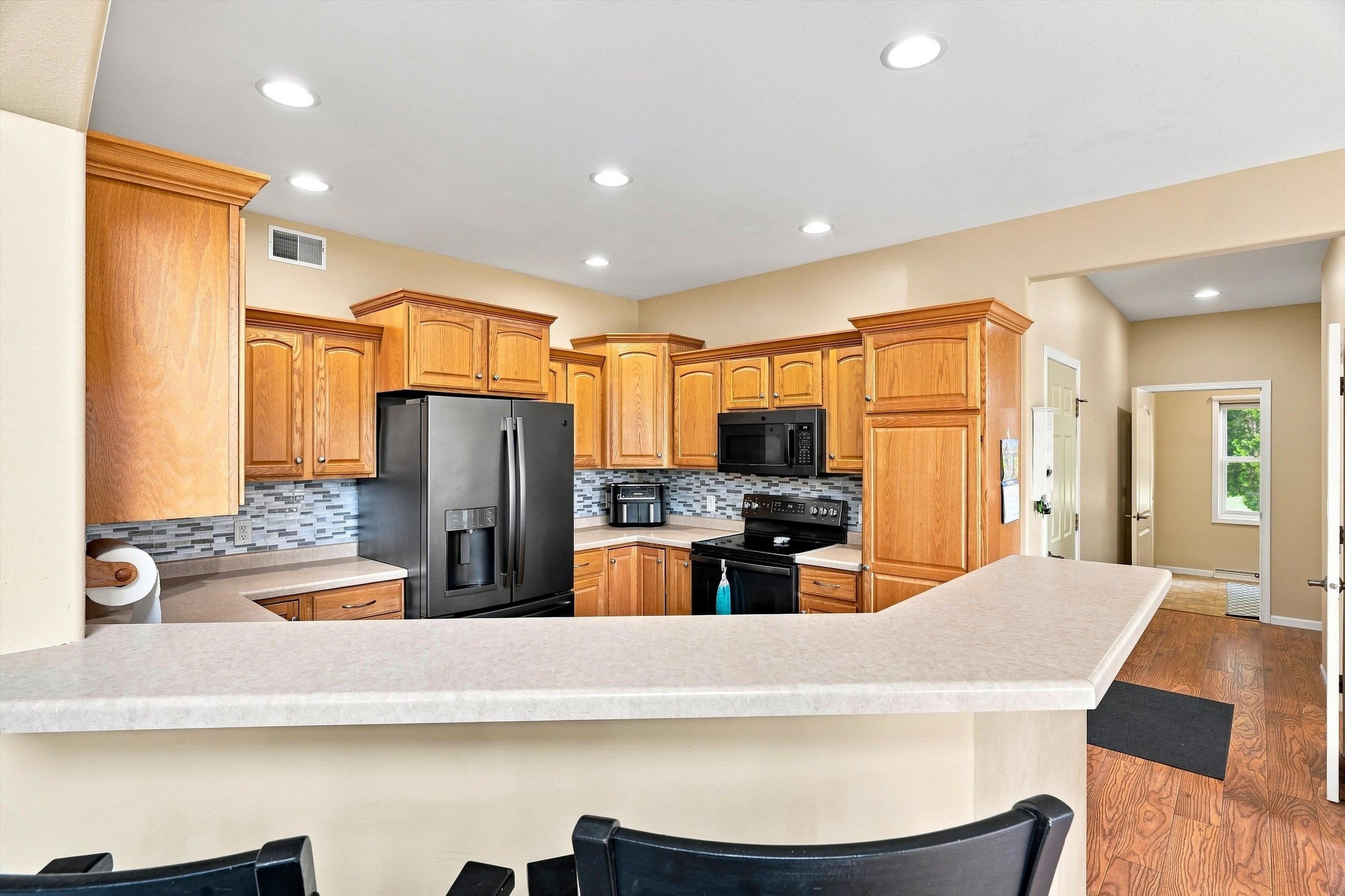 9875 Amber Drive Property Photo 11