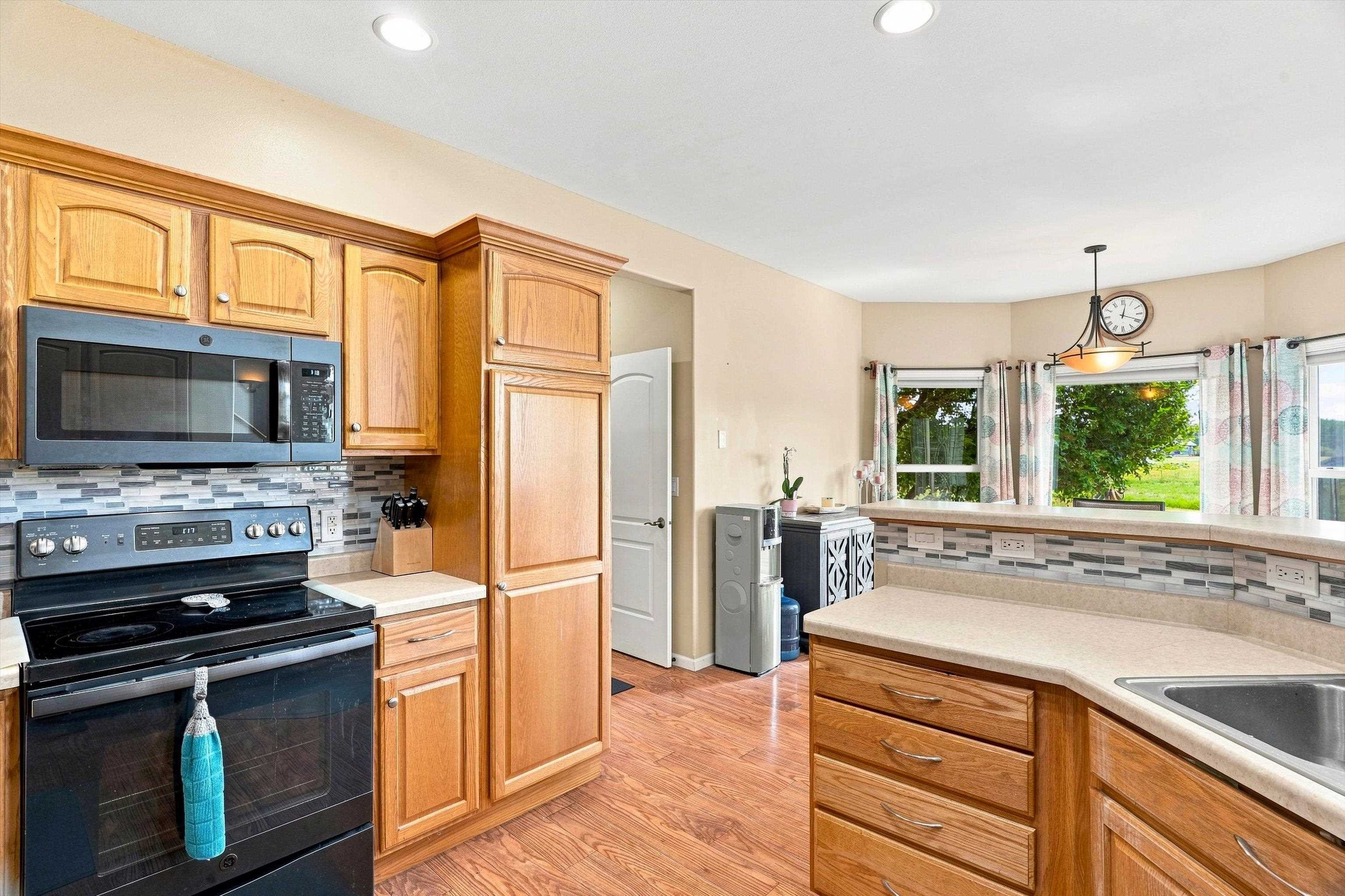 9875 Amber Drive Property Photo 17