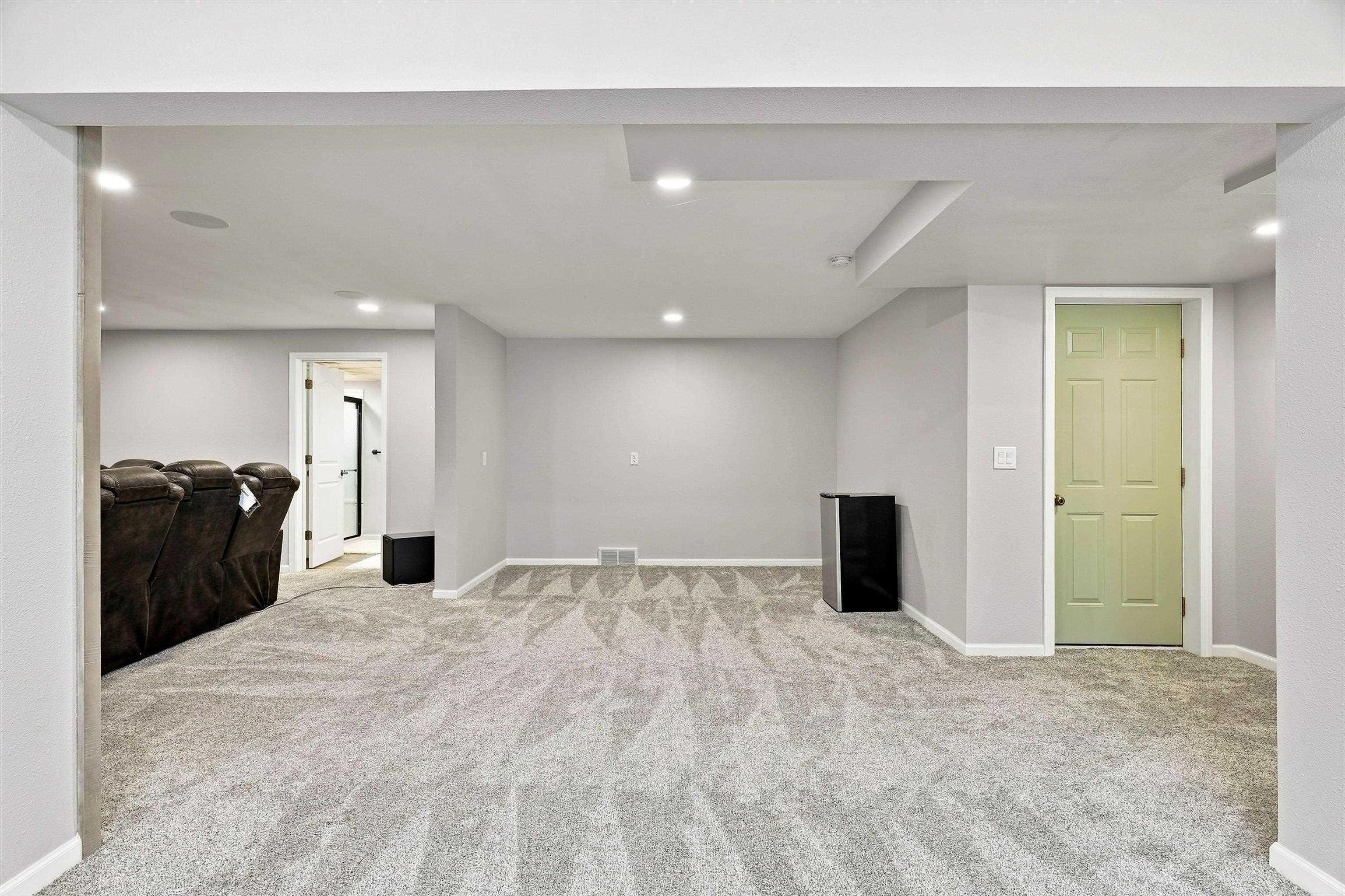 9875 Amber Drive Property Photo 35