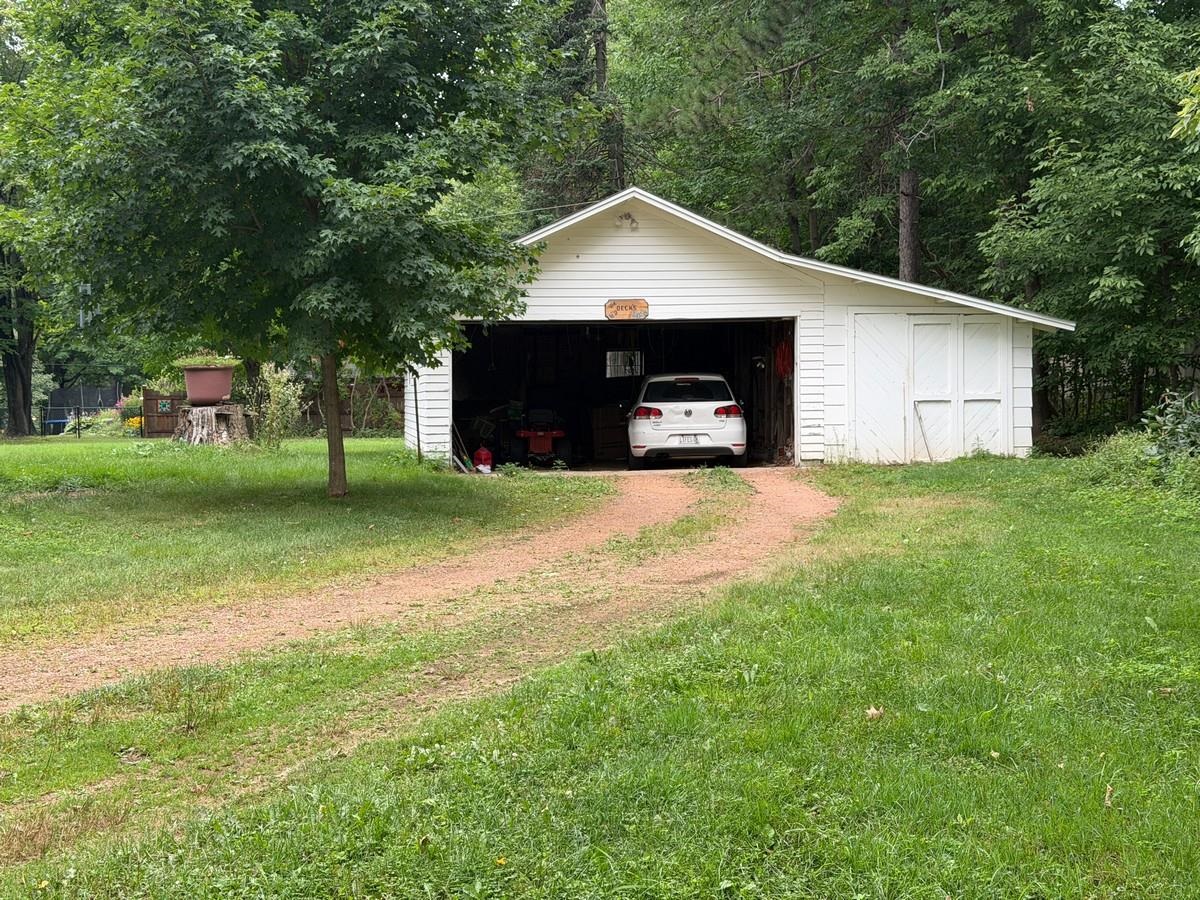2312 Weston Avenue Property Photo 4