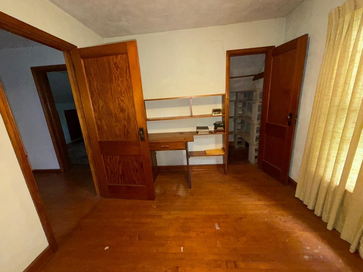 2312 Weston Avenue Property Photo 12