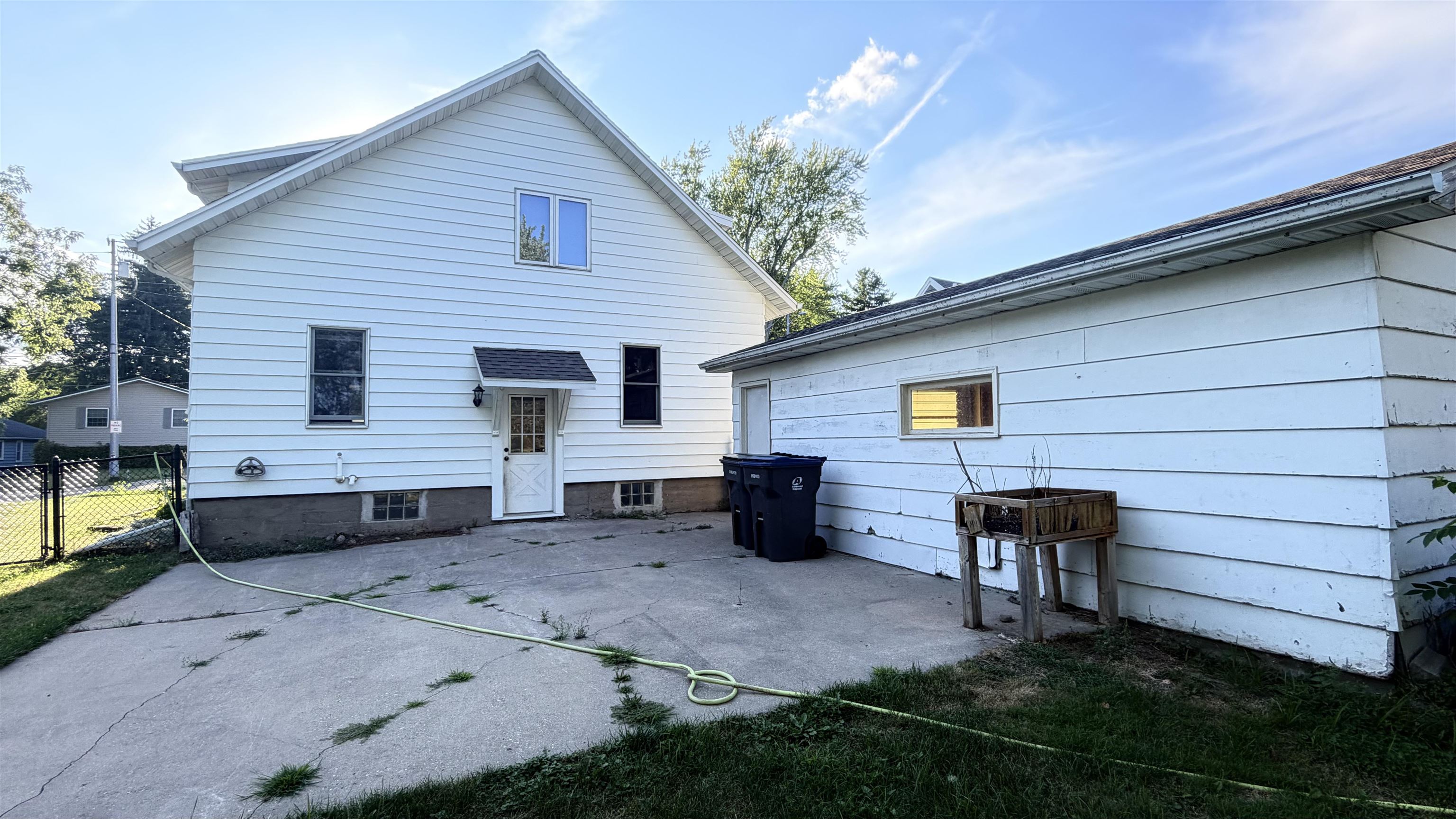 309 S Concord Avenue Property Photo 5