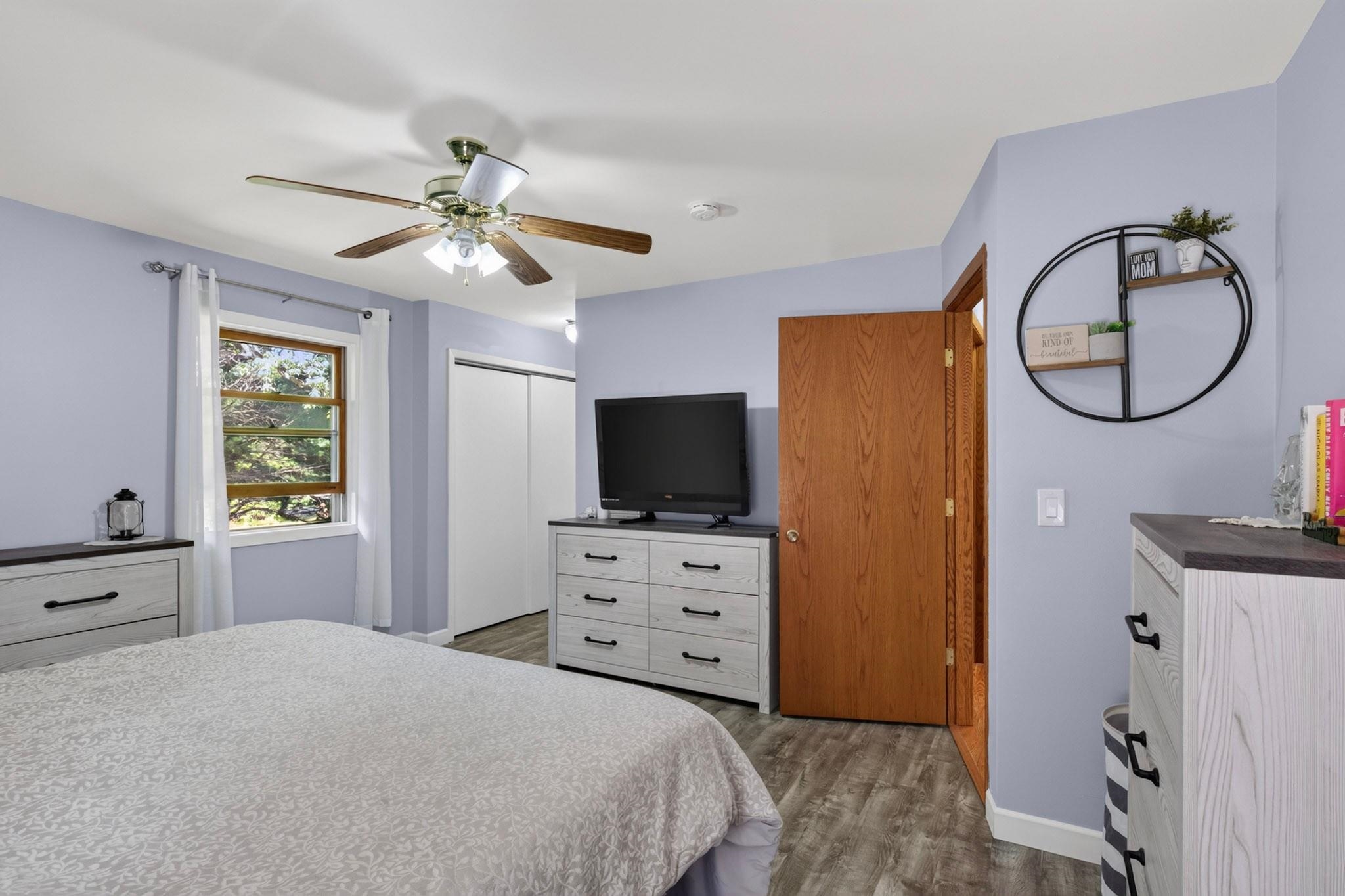 2430 Mulberry Circle Property Photo 15